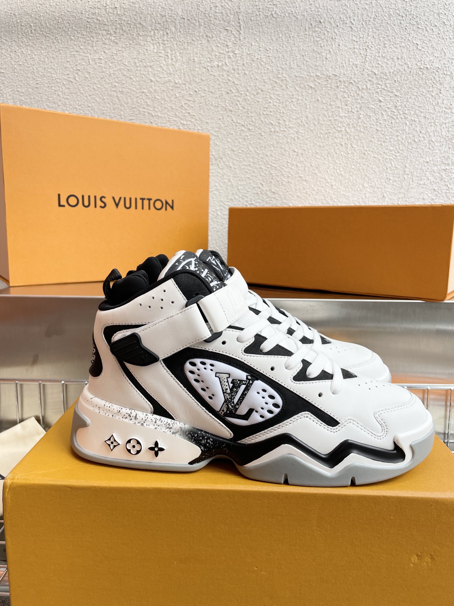 Louis Vuitton LV，Trainer 2蓝球运动鞋