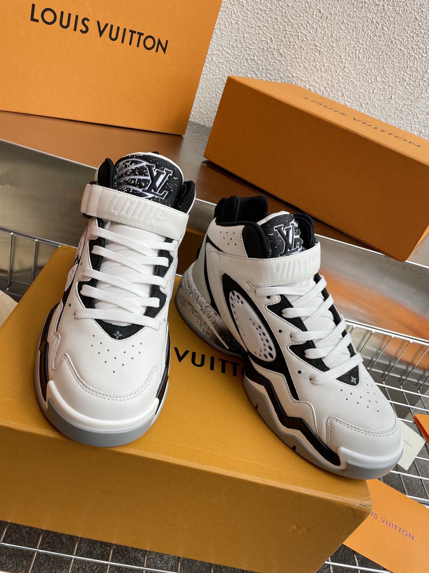 Louis Vuitton LV，Trainer 2蓝球运动鞋