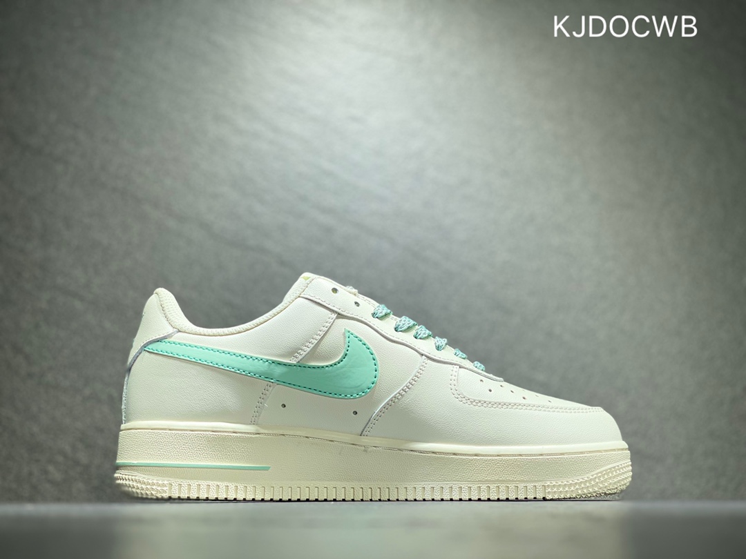 200 Nike Air Force 1 空军一号 官方同步 LQ3151-606