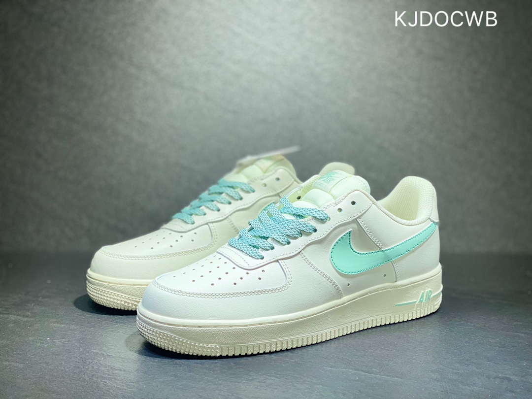 200 Nike Air Force 1 空军一号 官方同步 LQ3151-606