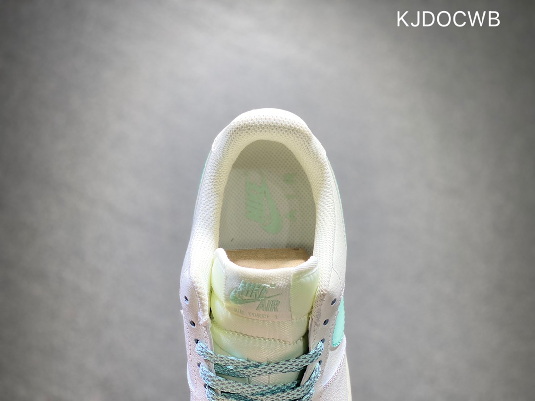 200 Nike Air Force 1 空军一号 官方同步 LQ3151-606