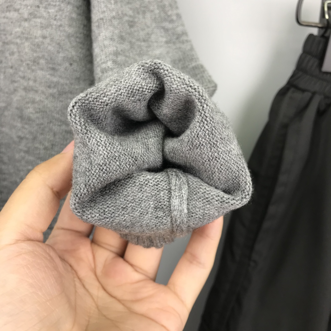 Fashionable PRAD Fall-Winter 2022 Collection for Kids: Sizes 100-160, Sheared Wool Fabrics - 图片 7
