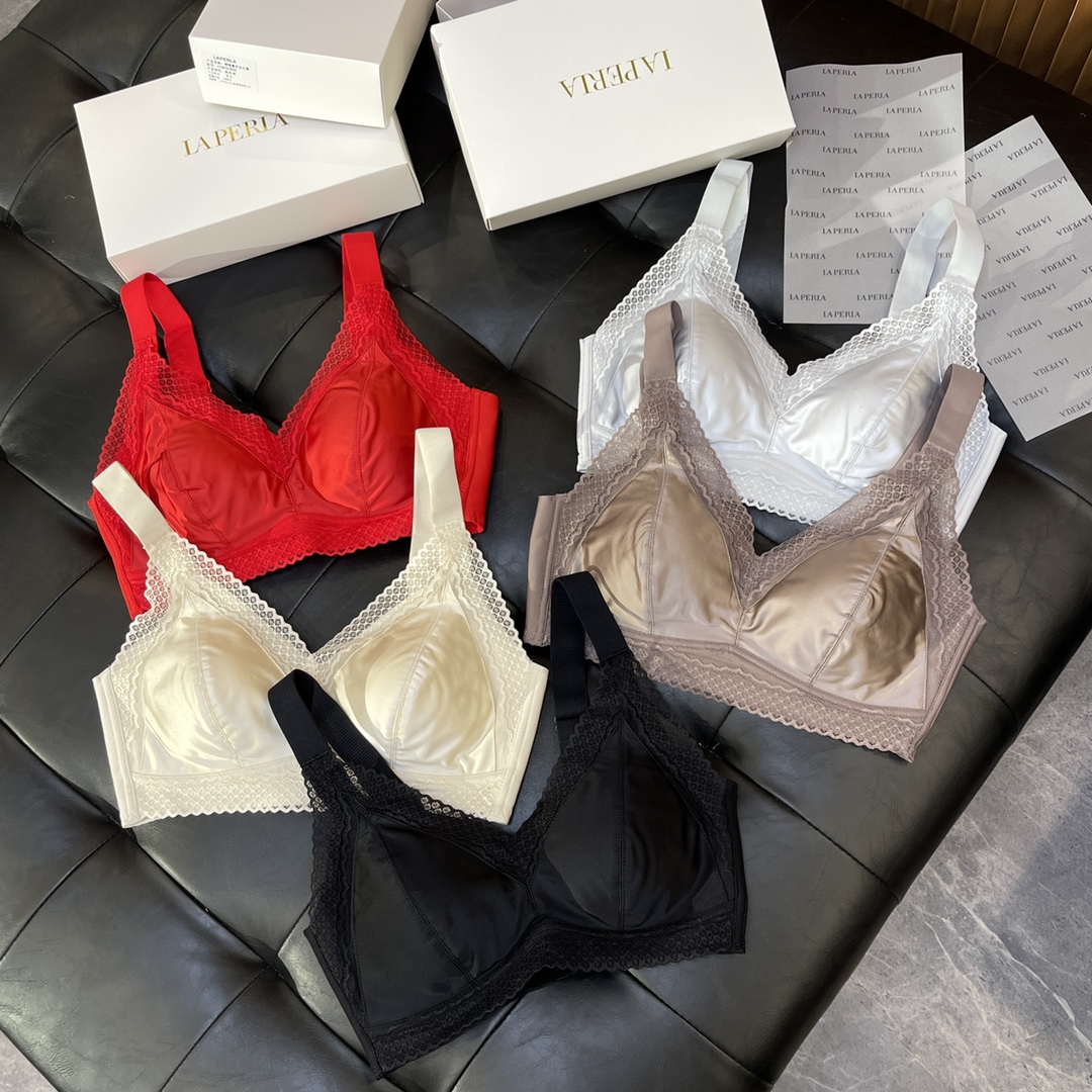 色码不齐❌LAPERLA 绸缎蕾丝边无痕乳胶内衣丝绸面料搭配蕾丝边，贵妇级轻奢零感体验，穿了像没穿一样的