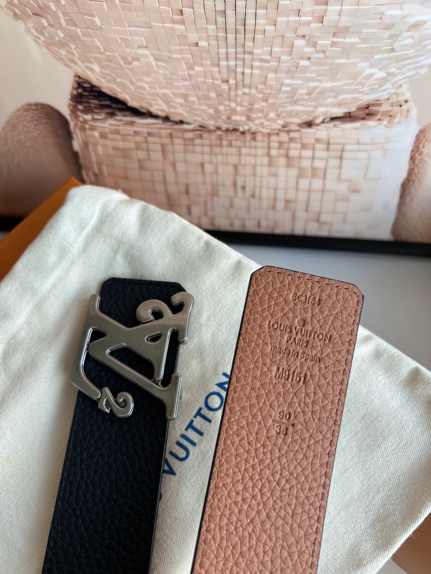 LV/路易威登   精湛工艺呈现奢华精致男士4.0cm腰带