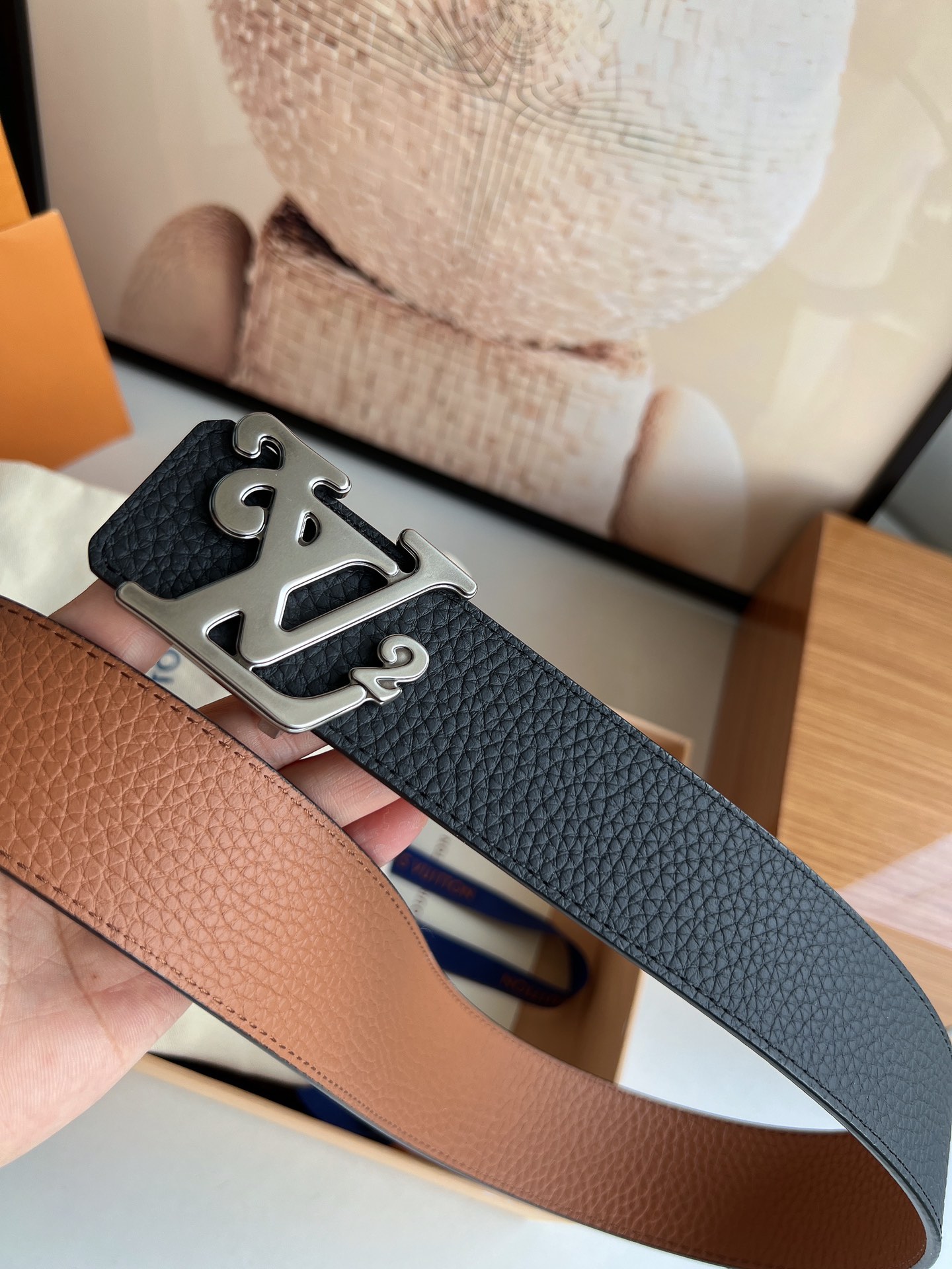 LV/路易威登   精湛工艺呈现奢华精致男士4.0cm腰带