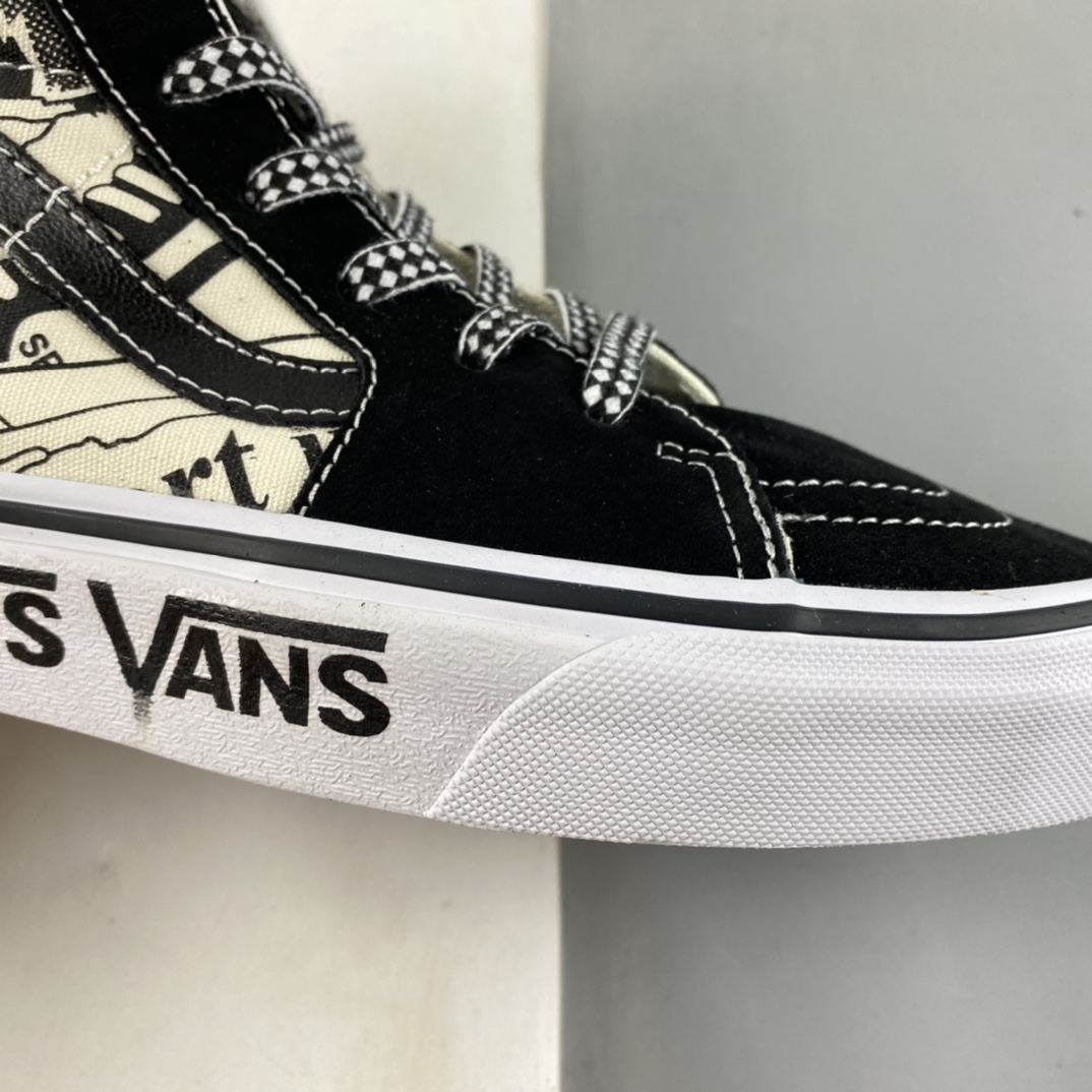 Vans Old Skool comic style high top casual canvas shoes VN0A7Q5NBA2