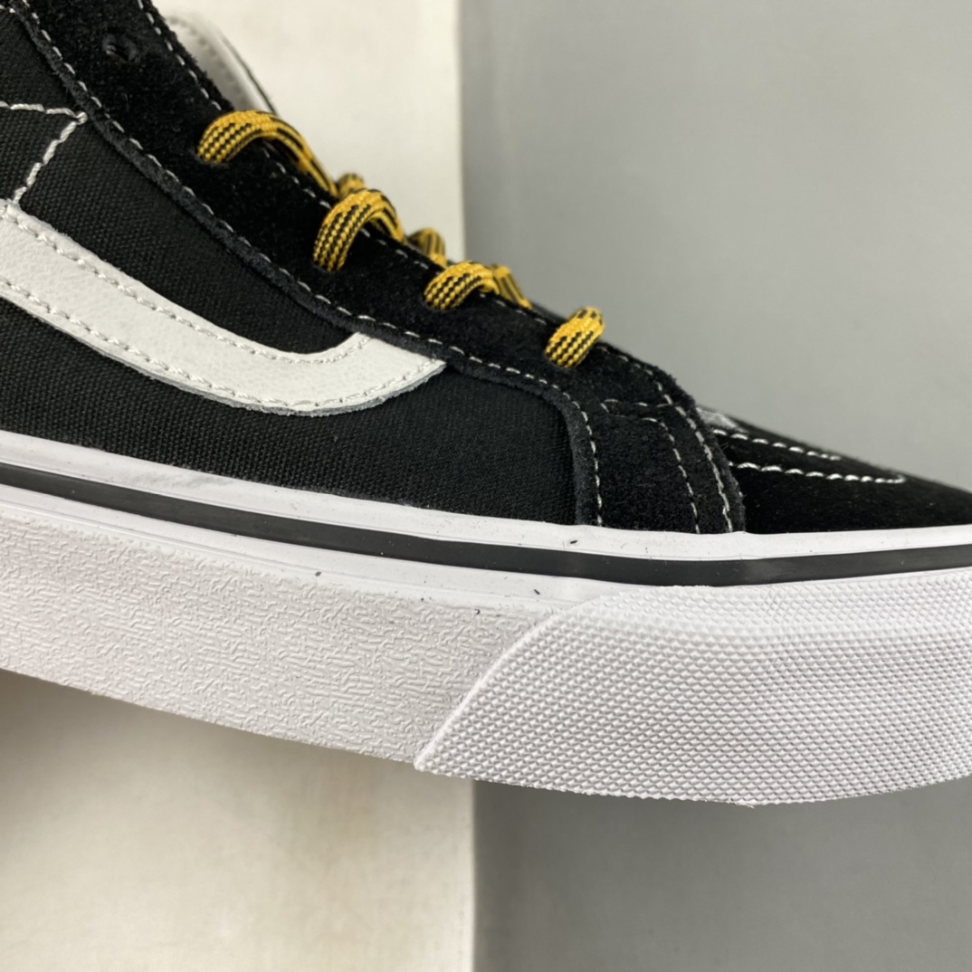 Coutie Vans x One World 2 Joint Limited Edition Black and Yellow Letter Medium Top Casual Canvas Shoes VN0A391F3TGT