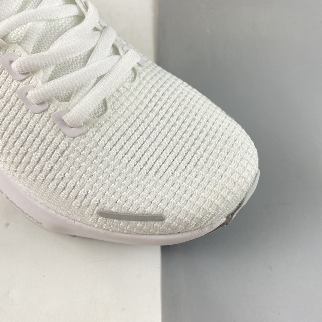 P220 Nike ZoomX Invincible Run FK 2 运动慢跑鞋 DV1745-181