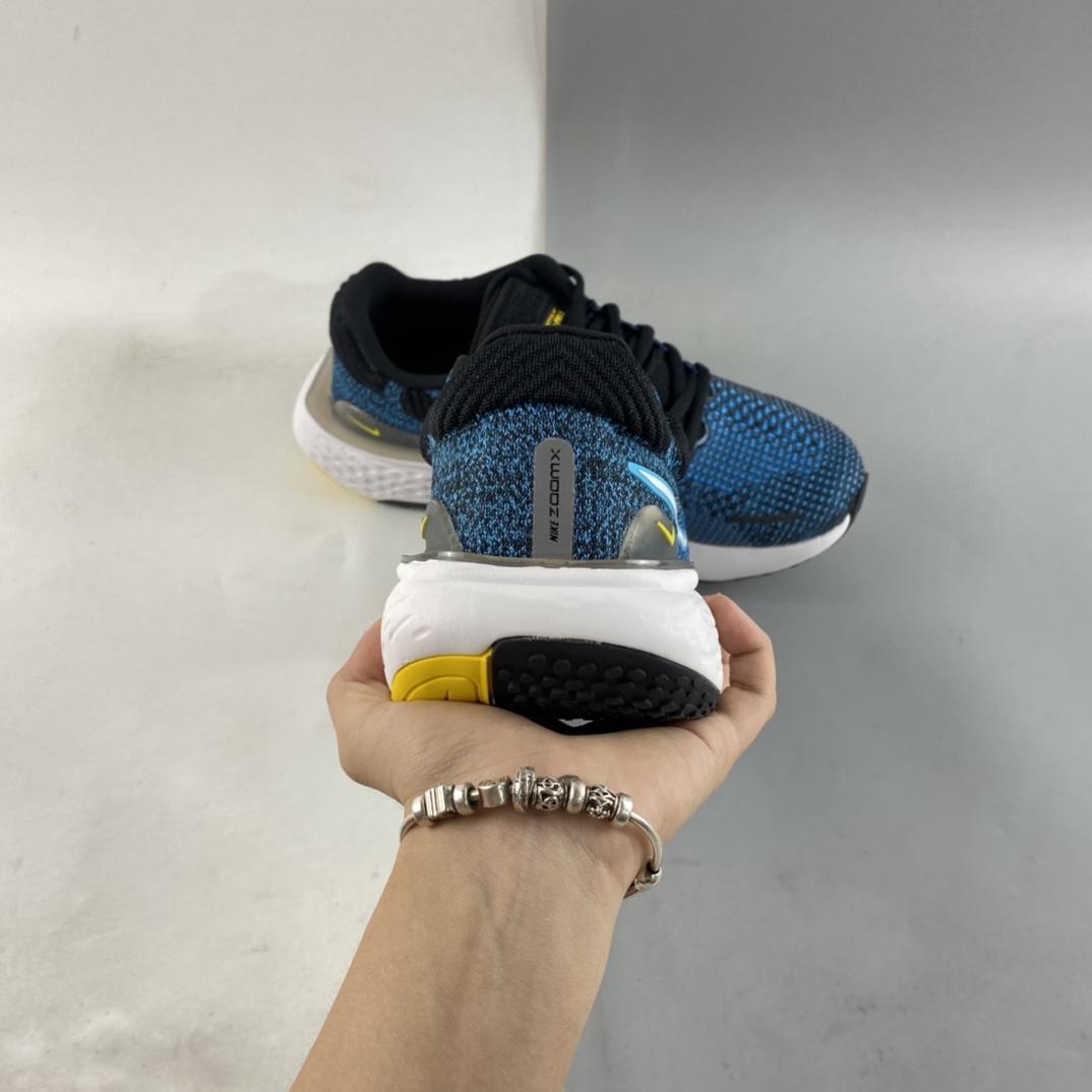 P220 Nike ZoomX Invincible Run FK 2 低帮休闲运动慢跑鞋 DH5425-003