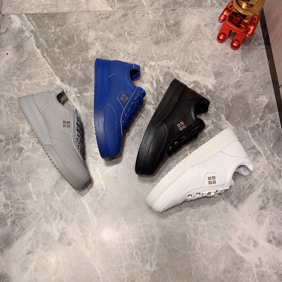 J5      Givenchy 纪梵希   最新爆款休闲鞋，顶端品牌 奢侈～代购，顶级～质量。专柜同卖产品 鞋面選用进口透气原版牛皮材质透气羊皮内里精细做工。原版个性时尚柔软橡膠耐磨防滑大底，上脚轻巧舒适，实物拍摄實物更好看， I0 1广州码: 38-44。4色可选