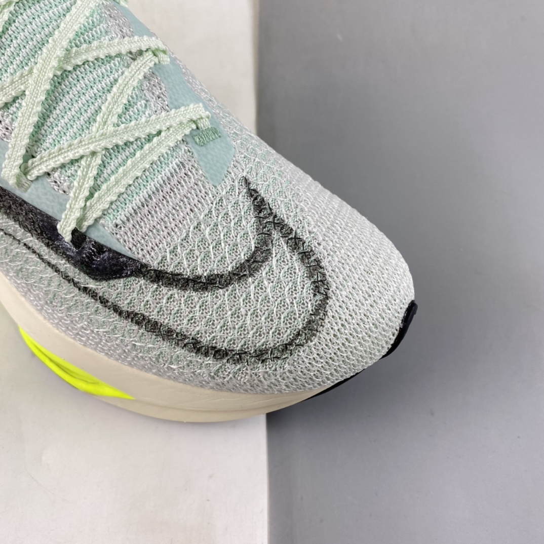 P300 Nike Air ZoomX AlphaFly NEXT% 2”Prototype”阿尔法2代系列马拉松气垫轻量超跑竞速运动慢跑鞋 DV9422-300