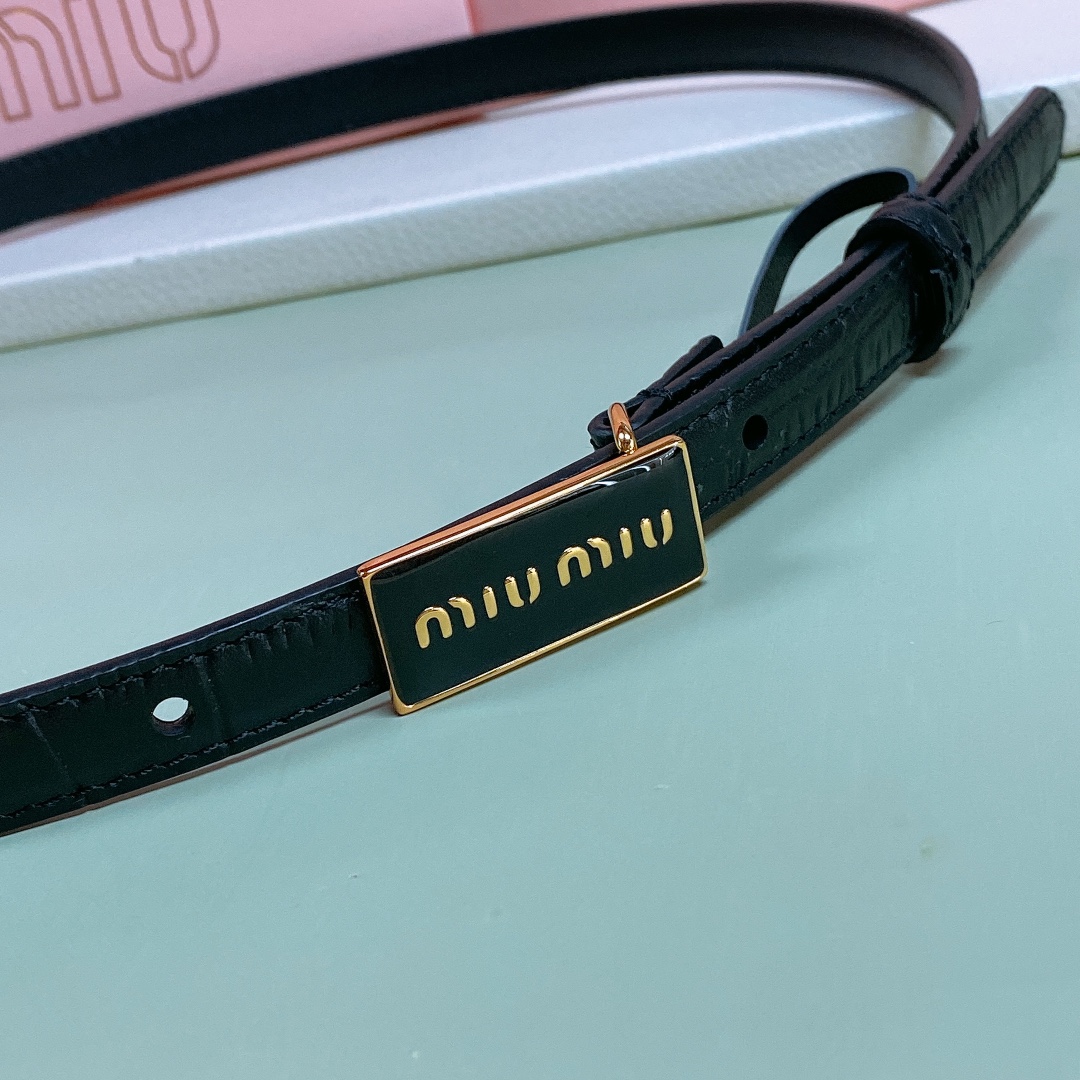 [Miu Miu Belts]Miu Miu 22 resin black and white micro labels Minimalist style