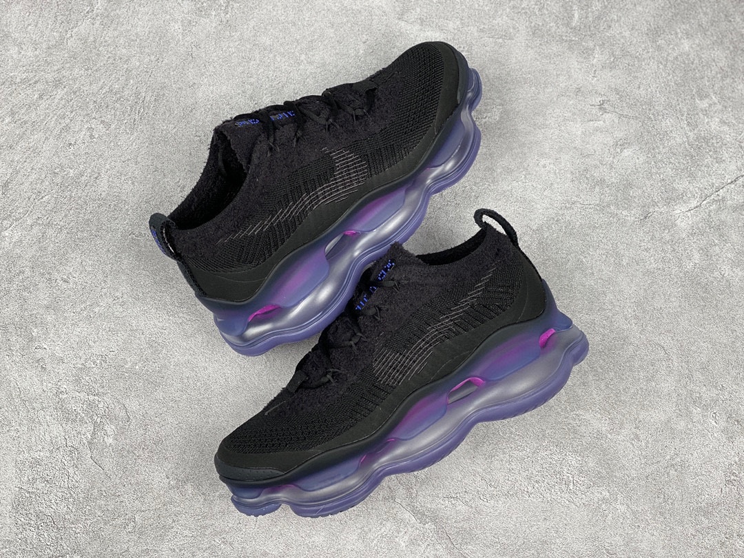 H5 Nike Air Max Scorpion FK 全黑 次世代气垫搭载全掌长气垫鞋款 而这样的配置，会带来过去所有 Air Max 鞋款所没有的穿著体验；除了中底外鞋面材料也有所突破，根据 Dylan Raasch 说法，这次鞋面为新开发的 Chenille Flyknit，鞋舌、鞋领处加入了新材质，是与过去 Flyknit 最大的不同当年跨时代的气室设计成功引起风潮，几年过去鞋款审美也大大的改变