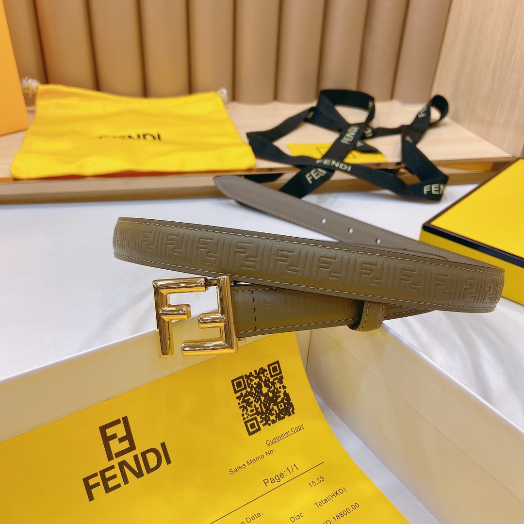 芬迪FENDI双面原版皮腰带采用原版