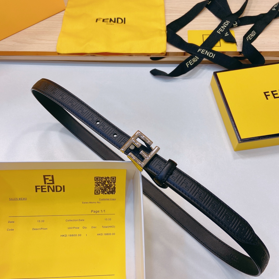 芬迪FENDI双面原版皮腰带采用原版