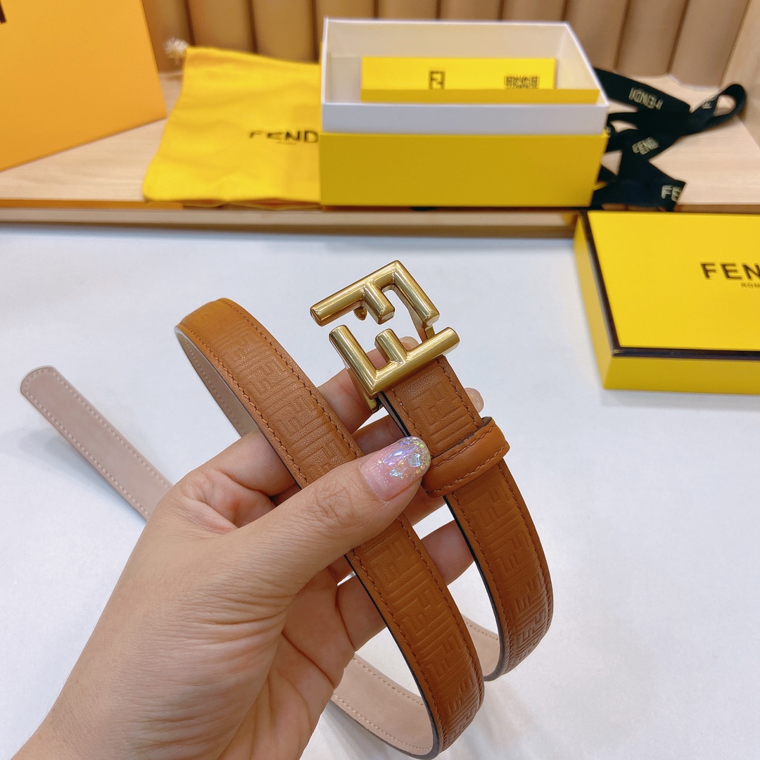 芬迪FENDI双面原版皮腰带采用原版