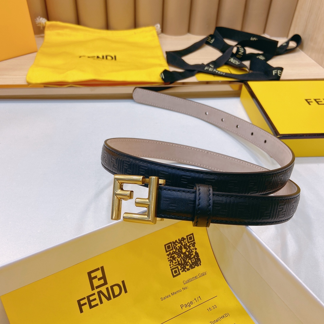 芬迪FENDI双面原版皮腰带采用原版