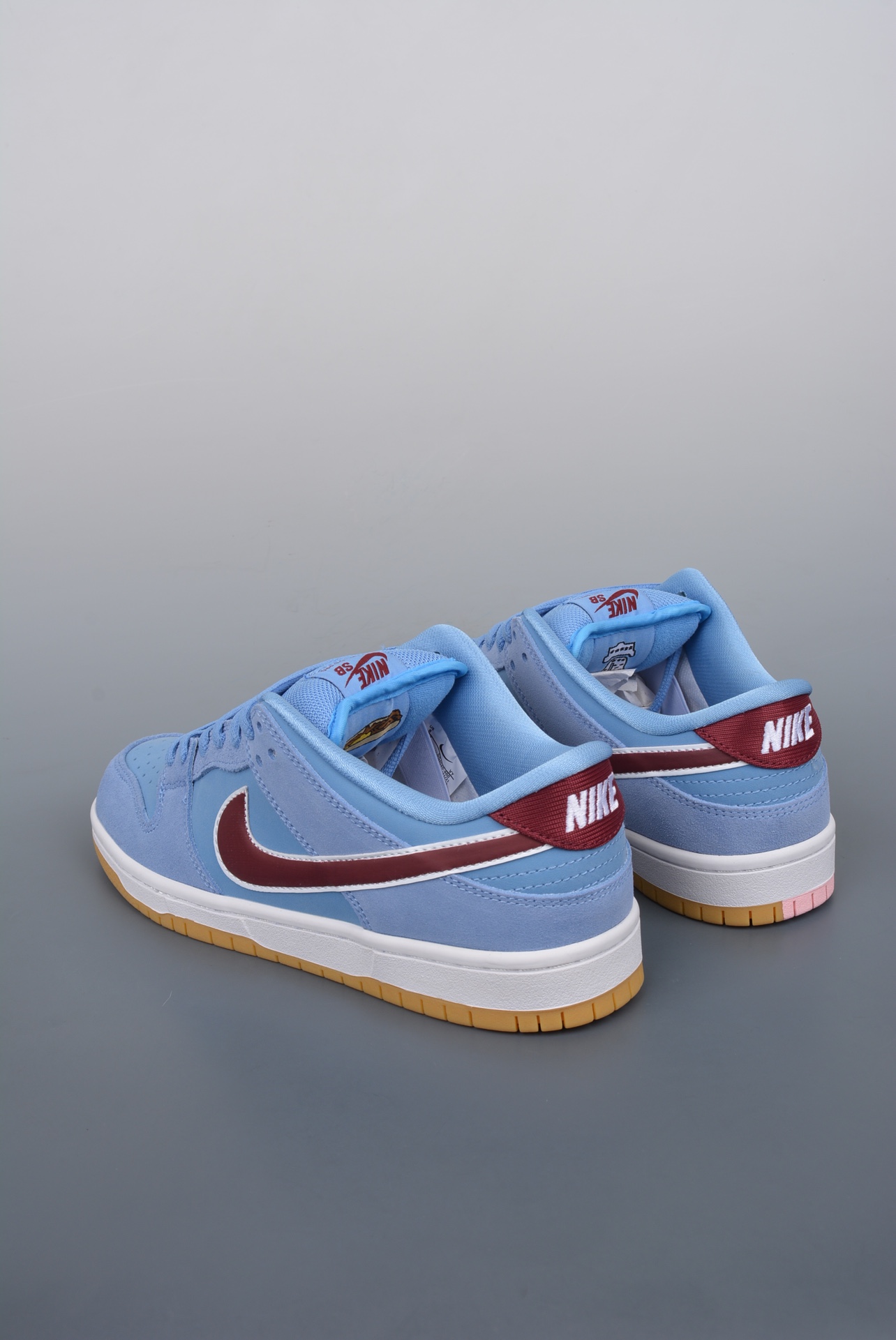 💰180真标 💰公司级260 💰纯原360
NIKE SB Dunk Low 蓝色泡泡糖
性价比天花板 尝鲜先行版👏
原装头层材料 独家版型蒸餾加工
帶來的是更好的视觉和脚感体验
大厂纯原品质出货 清洁度 电绣工艺 皮料切割干净无任何毛边 细节完美
官方货号:DQ4040 400DD
尺码: 36 36.5 37.5 38 38.5 39 40 40.5 41 42 42.5 43 44 44.5 45 46
耐克 阿迪达斯 三叶草 椰子350 v2 sb dunk 古驰脏脏鞋 麦昆 匡威1970s 万斯 vans 范斯 新百伦 乔丹 air jordan asics亚瑟士 斯凯奇 斐乐 彪马 锐步 mlb fila 鬼冢虎 莆田鞋 板鞋 樱花粉 af1 高帮 纯白 复古 满天星 解构 鞋盾 小麦色 蓝粉 马卡龙 低帮 独角兽 鸳鸯 联名 童鞋 冰淇淋 骨白冰蓝 白蓝 黑色 小白鞋 电玩像素 黑白 涂鸦 镭射 雾霾 白色 diy 1970s 夜光 大童 泼墨 中帮 黑武士 洛克公园 魔术贴 情侣 经典 四钩 奶咖色 刮刮乐 白丝绸 白银 3m 反光 白绿夜光 白橙双钩 小雏菊 权志龙 白绿橙 off white 飞线 金钩 冰块 小银钩 笑脸 缝线 剪纸 纯黑 蓝丝绸 情人节限定 白金 蓝白 354 黑曜石 熊猫 像素 冰蓝 四小勾 水晶底 寿桃 洞洞鞋 彩虹像素 灰色 air force 1 黑色 拖鞋 aj4 aj35 aj11 篮球鞋 莆田 aj3 aj6 aj13 aj7 童鞋 儿童鞋 aj312 aj36 黑白奥利奥 传奇蓝 aj32 限量版 飞人拖鞋 康扣 熊猫 北卡蓝 low 白水泥 藤原浩 aj34郭艾伦 影子灰 蒂芙尼绿 aj10 倒钩 aj9 冰雪奇缘 黑曜石 aj31 aj270 球鞋 大魔王 冰激凌 樱木花道 热熔岩 迪奥联名 胭脂红 凉鞋 aj15 满天星 水泥灰 芝加哥 鸳鸯 aj28 情侣 aj28 樱花粉 电玩像素 北卡蓝 小迪奥 粉色 樱花粉 电玩像素 烟灰 变色龙 兵马俑 大巴黎 aj16 兔八哥 马卡龙 大学蓝 aj30 黑水泥 白蛇 叶绿素 火影 白水泥 情人节限定 粉蛇 黑红 球鞋gtcut kobe球鞋 zoom kobe 500黑武士 2022r nike星空 gt球鞋 zoom跑鞋 纽巴伦990 nikecourt女鞋 zoom aj1 nb827 斐乐hike nike青花瓷 aj镭射 科6 next跑鞋 宇航员2.0 小白鞋 男鞋 运动鞋 斯凯奇 斐乐 板鞋 aj 彪马 新百伦 亚瑟士 new balance adidas 阿迪达斯 篮球鞋 空军一号 纯白 跑步鞋 vision street wear puma 女运动休闲鞋 nb 情侣鞋 球鞋 dunk 美津浓 欧文7 运动鞋女款跑步鞋 休闲男鞋 aj1 拖鞋 耐克鞋男新款 鞋子 童鞋 男款 飞马 zoom 超级飞马 跑鞋 老爹鞋 air max 儿童鞋子 男士 飞马38 m2k 日落 黑白熊猫 女款 飞马39 男款 阿甘鞋 飞马37 夏季 dunk sb 华夫鞋 凉鞋 开拓者 夏款 毛毛虫 气垫 air zoom 休闲鞋 高帮 帆布鞋 sacai 2022 vapormax 赤足 飞马36 af1 紫葡萄 树莓紫 winflo8 court女鞋 网鞋 zoom 破二 dc0774 拖鞋 superfly 子弹头 dunk黑白熊猫 blazer max270 欧文7 小童鞋 阿尔法 欧文8 登月 星空 莆田 黑武士 airmax97 贝壳头 三叶草 boost forum 椰子鞋 yeezy neo 暗夜精灵 金标 椰子 350 v2 ultraboost 清风 阿尔法 涉水鞋 ub21 ub22 forum84 ub nmd 爆米花 pro2 cut supernova x9000 椰子500 小椰子 forum low 史密斯 椰子700 樱花系列女鞋 新百伦530 327 574 5740 满天星 992 550 990 303 nb2002ra 302 元祖灰 993 990v5 nb300 ms327 580 999 nb327新百伦 新百伦878 nb300 5740奶茶色 m5740nb5740 997 608 452 nbms327 992元祖灰 996 880 低帮 倒钩 aj1 low 北卡蓝 黑曜石 倒钩藤原浩鞋 芝加哥 禁穿 小迪奥aj1 aj1大学蓝 樱花粉 烟灰 闪电倒钩 mid 影子灰 白丝绸 黑红脚趾 黑红 马卡龙 小dior 蒂芙尼绿 黑脚趾 小摩卡 蜘蛛侠 兔八哥 莆田纯原 纯白 中帮 黑粉脚趾 鸳鸯 low摩卡棕 扣碎 倒钩低帮 小闪电 凯尔特人 芝加哥ow联名 灰白 红豆奶茶 叛逆 换底 扣碎篮板 摩卡棕 迪奥联名鞋 皇家蓝 低帮女鞋倒钩白棕 泡泡糖 黑粉脚趾 北卡蓝低帮 黑绿脚趾 影子灰 蒂芙尼绿 黑脚趾 浆果粉 扣碎篮板 鸳鸯 冰淇淋 白丝绸 激光蓝 offwhite联名 黑粉脚趾 蓝 水洗丹宁 情人节 午夜蓝 凯尔特人 泡泡糖 男鞋 女鞋 夏季 儿童 拖鞋 小众鞋 篮球鞋 凉鞋 运动鞋 跑步鞋 童鞋 板鞋 日落 足球鞋 小白鞋 跑鞋 老爹鞋 zoom 超级飞马 36 37 38 sb dunk 鞋子 新款 m2k air max 薄款 赤足5.0 星空 登月 vapormax 超轻 网鞋 气垫鞋 阿甘鞋 休闲鞋 47 blazer 高帮 樱花粉 free vaporfly 情侣 子弹头 华夫鞋 欧文7 lebron18 joyride fly3 max270 杜兰特5 毛毛虫 黑武士 限量版 忍者 马拉松 winflo7 kyrie7 ep 莆田鞋 板鞋 樱花粉 af1 高帮 纯白 复古 满天星 解构 鞋盾 小麦色 蓝粉 马卡龙 低帮 独角兽 鸳鸯 联名 童鞋 冰淇淋 骨白冰蓝 白蓝 黑色 小白鞋 电玩像素 黑白 涂鸦 镭射 雾霾 白色 diy 夜光 大童 泼墨 中帮 黑武士 洛克公园 魔术贴 情侣 经典 四钩 奶咖色 刮刮乐 白丝绸 白银 3m 反光 白绿夜光 白橙双钩 小雏菊 权志龙 白绿橙 off white 飞线 金钩 冰块 小银钩 笑脸 缝线 剪纸 纯黑 蓝丝绸 情人节限定 白金 蓝白 354 黑曜石 熊猫 像素 冰蓝 四小勾 水晶底 寿桃 洞洞鞋 彩虹像素 灰色 air force 1 黑色 拖鞋 aj4 aj35 aj11 篮球鞋 莆田 aj3 aj6 aj13 aj7 童鞋 儿童鞋 aj312 aj36 黑白奥利奥 德训 aj32 限量版 飞人拖鞋 康扣 熊猫 北卡蓝 low 白水泥 藤原浩 aj34郭艾伦 影子灰 aj10 倒钩 aj9 冰雪奇缘 黑曜石 aj31 aj270 球鞋 samba gazelle
