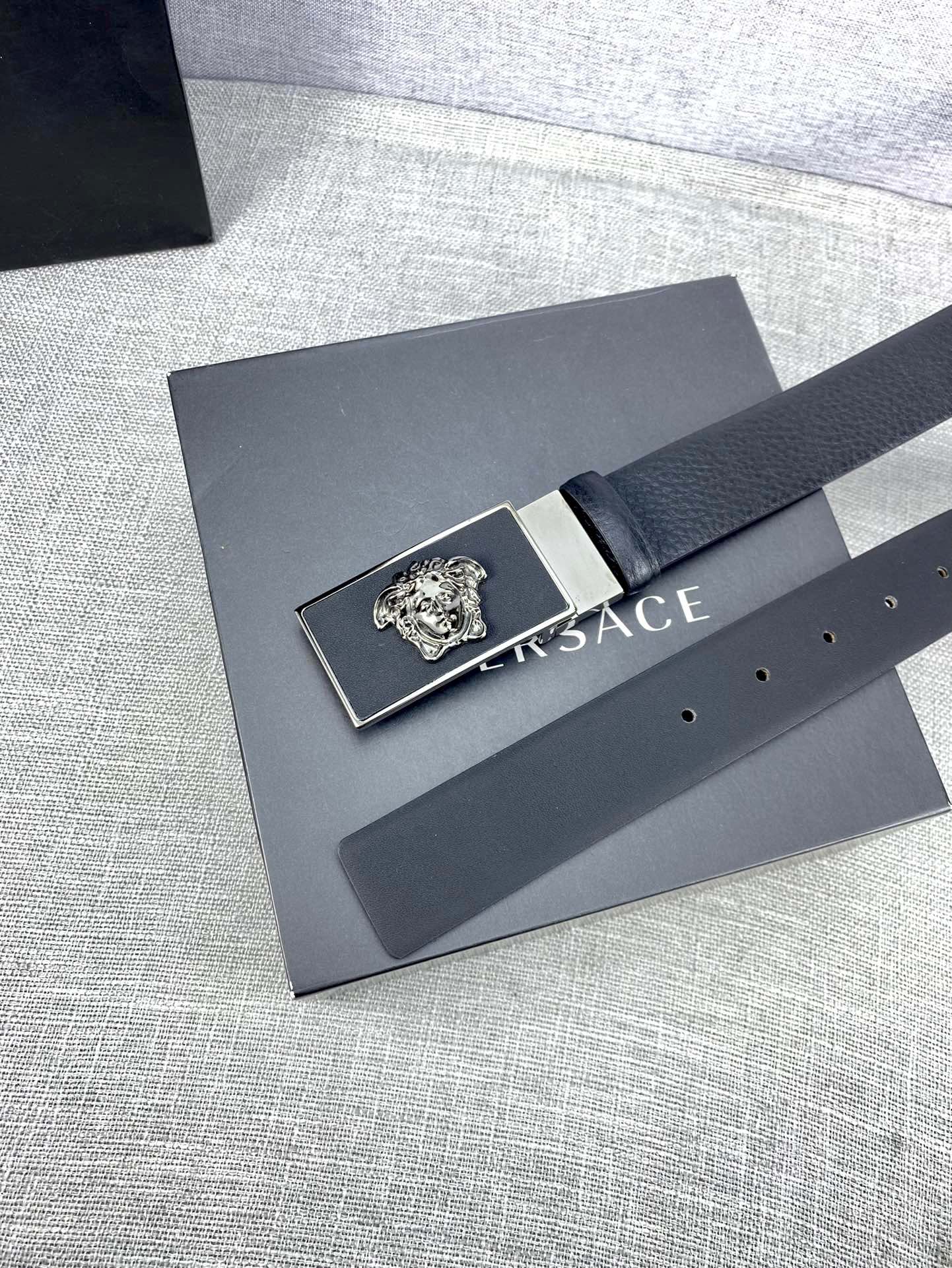 Versace 3D Medusa Belt from Palazzo Series Purchased by p391 - 图片 9
