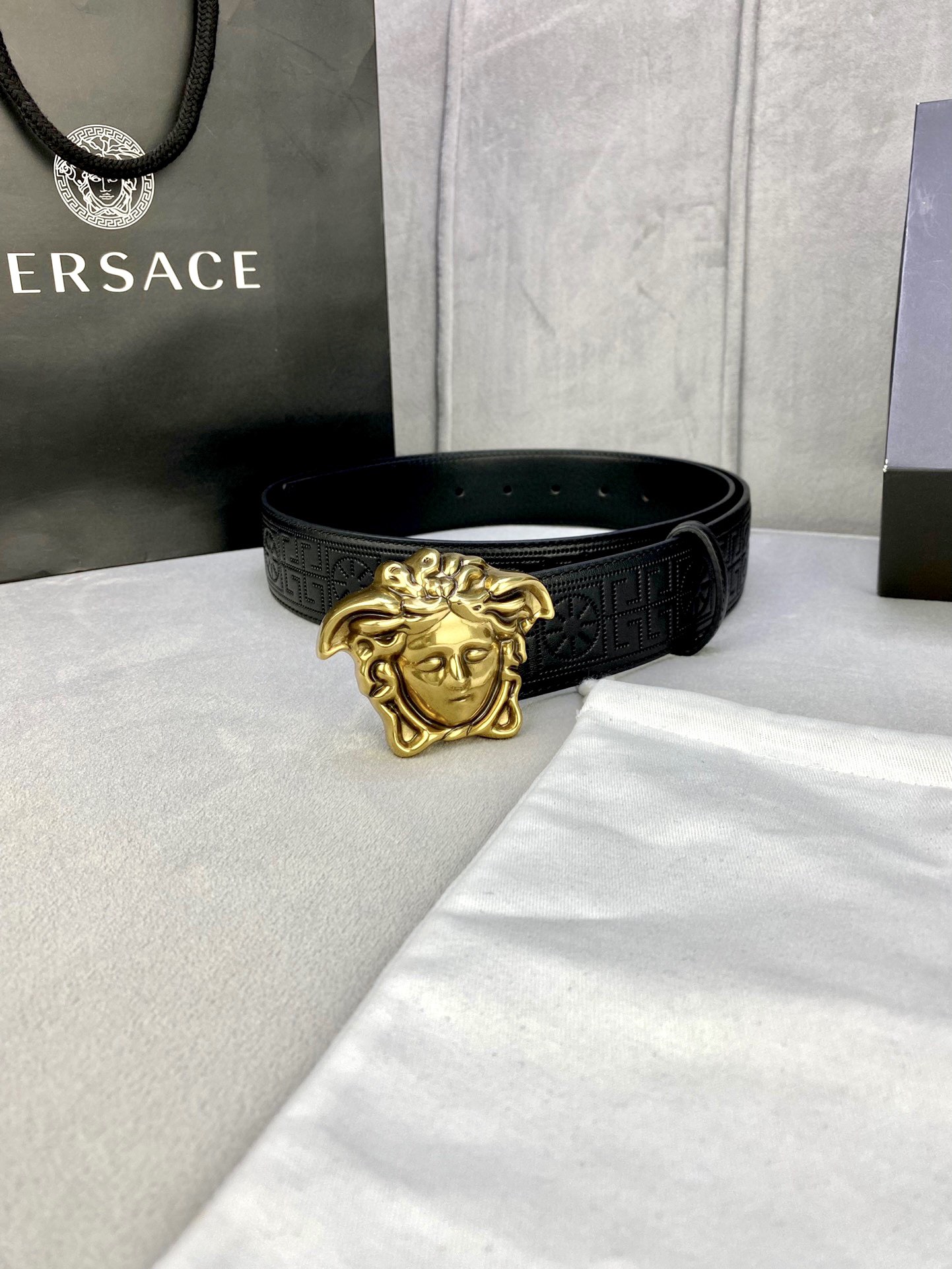 Versace Palazzo Series: 3D Medusa Belt with Ancient Greek Design (4.0 cm Width) - 图片 7