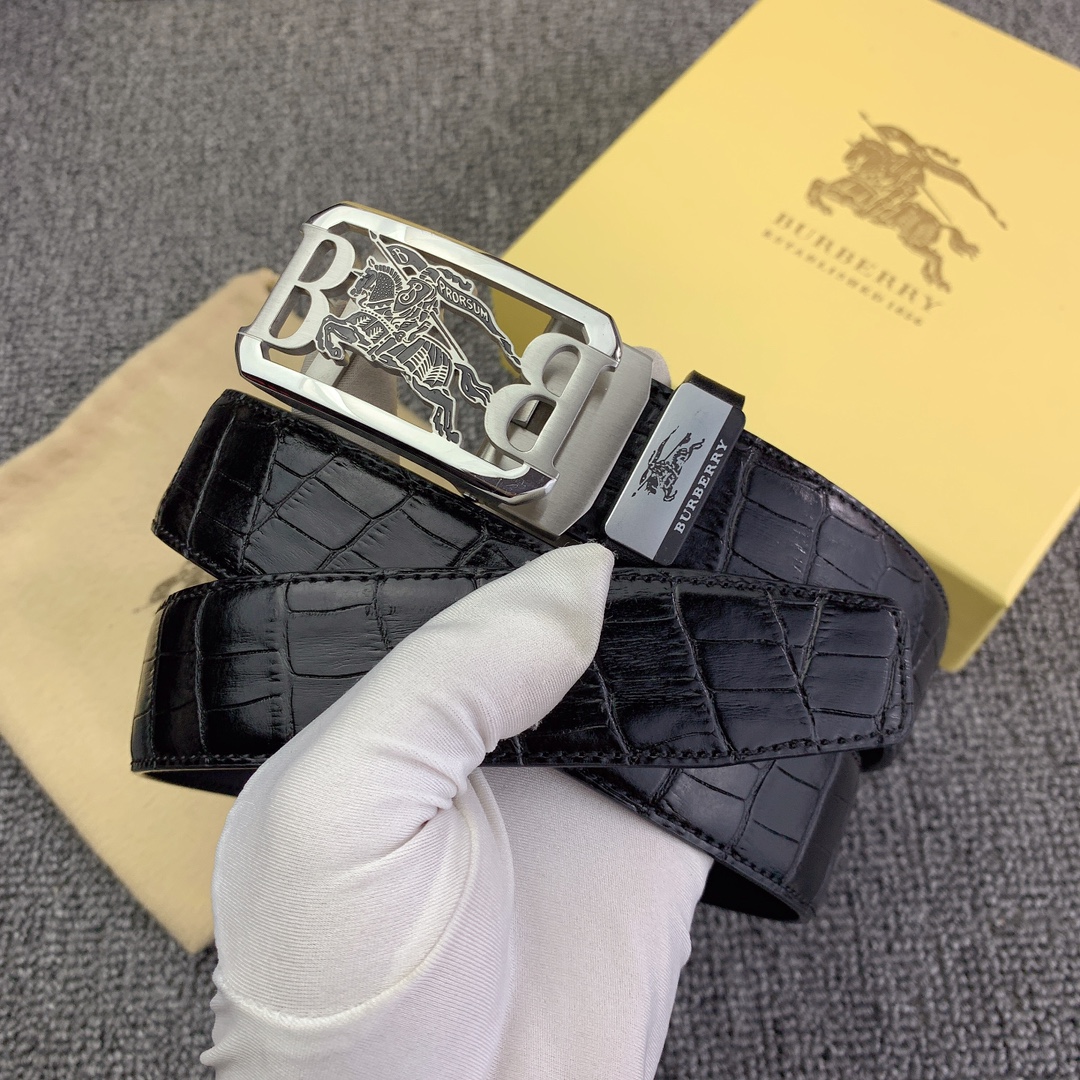 品名巴宝莉原单自动带材质原单牛皮腰带
