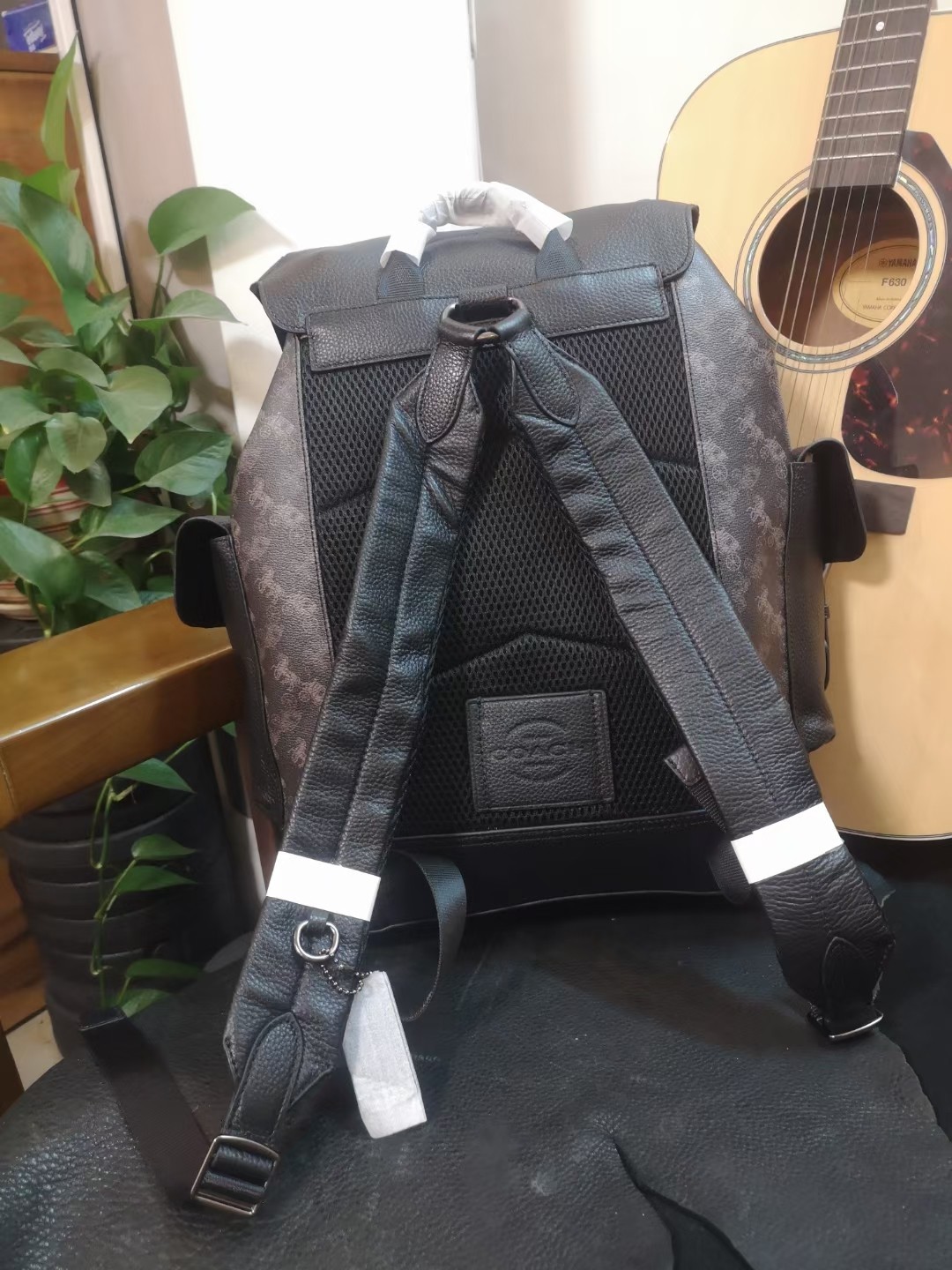 Coach 新款 coach 男士双肩包 书包 登山包 背包 旅行包 89897马车
