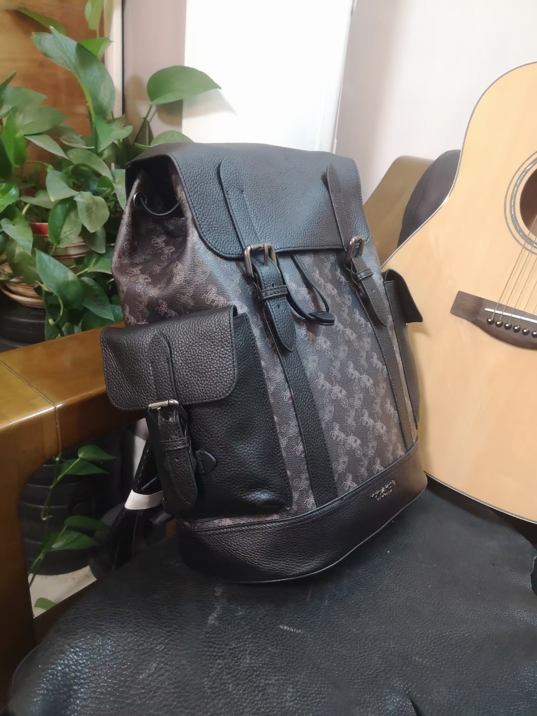 Coach 新款 coach 男士双肩包 书包 登山包 背包 旅行包 89897马车