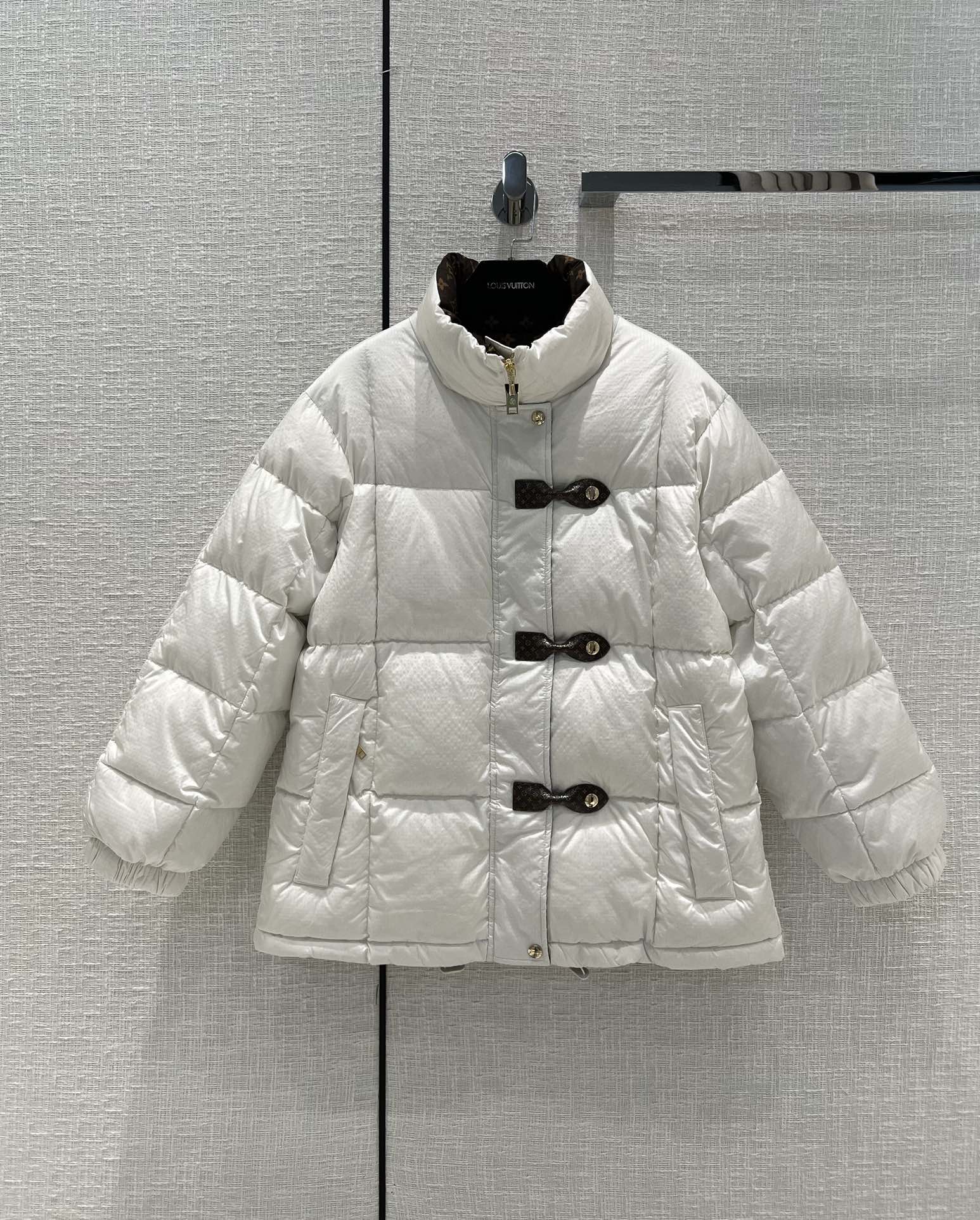 Louis Vuitton Clothing Down Jacket White Sewing Nylon Goose Down Fall/Winter Collection