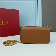 小号VALENTINO MINI LOCÒ仿水晶装饰手袋-VLogo Signature施华洛世奇®仿水 小号VALENTINO MINI LOCÒ仿水晶装饰手袋-VLogo Signature施华洛世奇®仿水