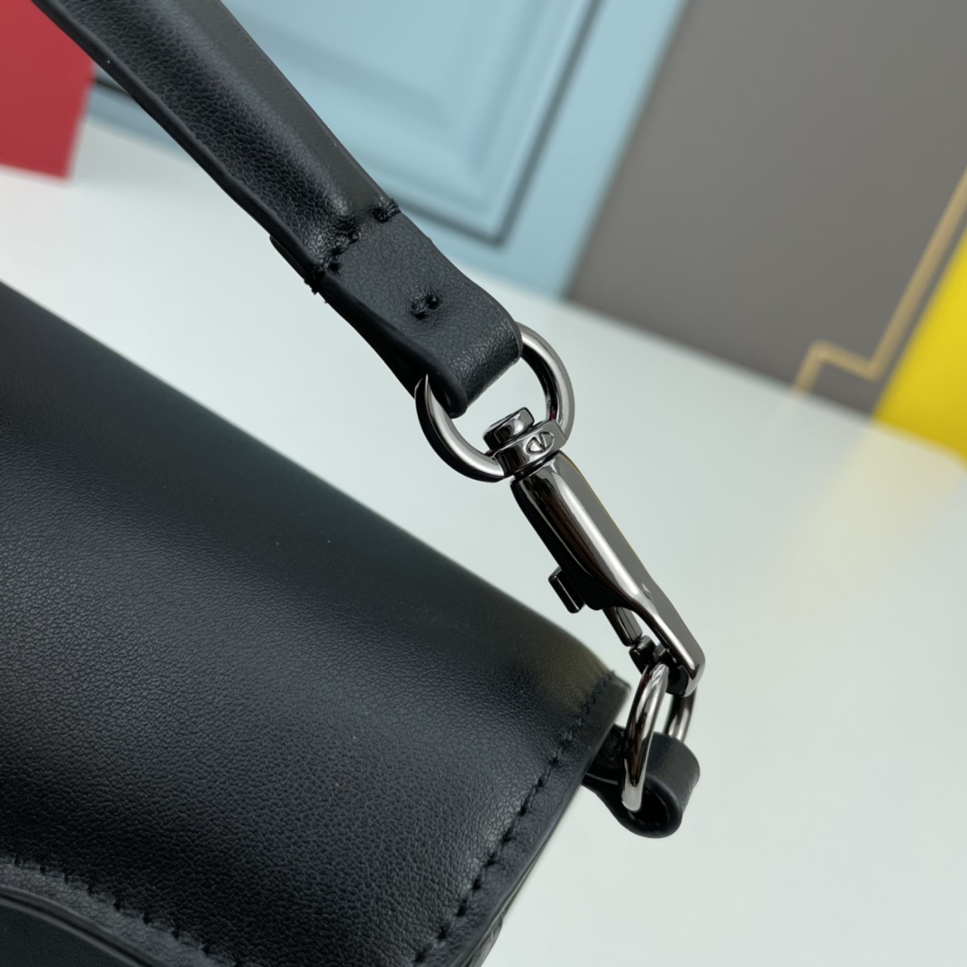 小号VALENTINO MINI LOCÒ仿水晶装饰手袋-VLogo Signature施华洛世奇®仿水