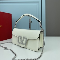 大号VALENTINO MINI LOCÒ仿水晶装饰手袋-VLogo Signature施华洛世奇®仿水 大号VALENTINO MINI LOCÒ仿水晶装饰手袋-VLogo Signature施华洛世奇®仿水
