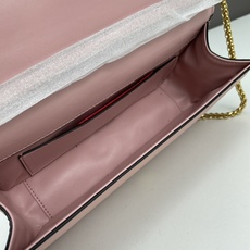 大号VALENTINO MINI LOCÒ仿水晶装饰手袋-VLogo Signature施华洛世奇®仿水 大号VALENTINO MINI LOCÒ仿水晶装饰手袋-VLogo Signature施华洛世奇®仿水