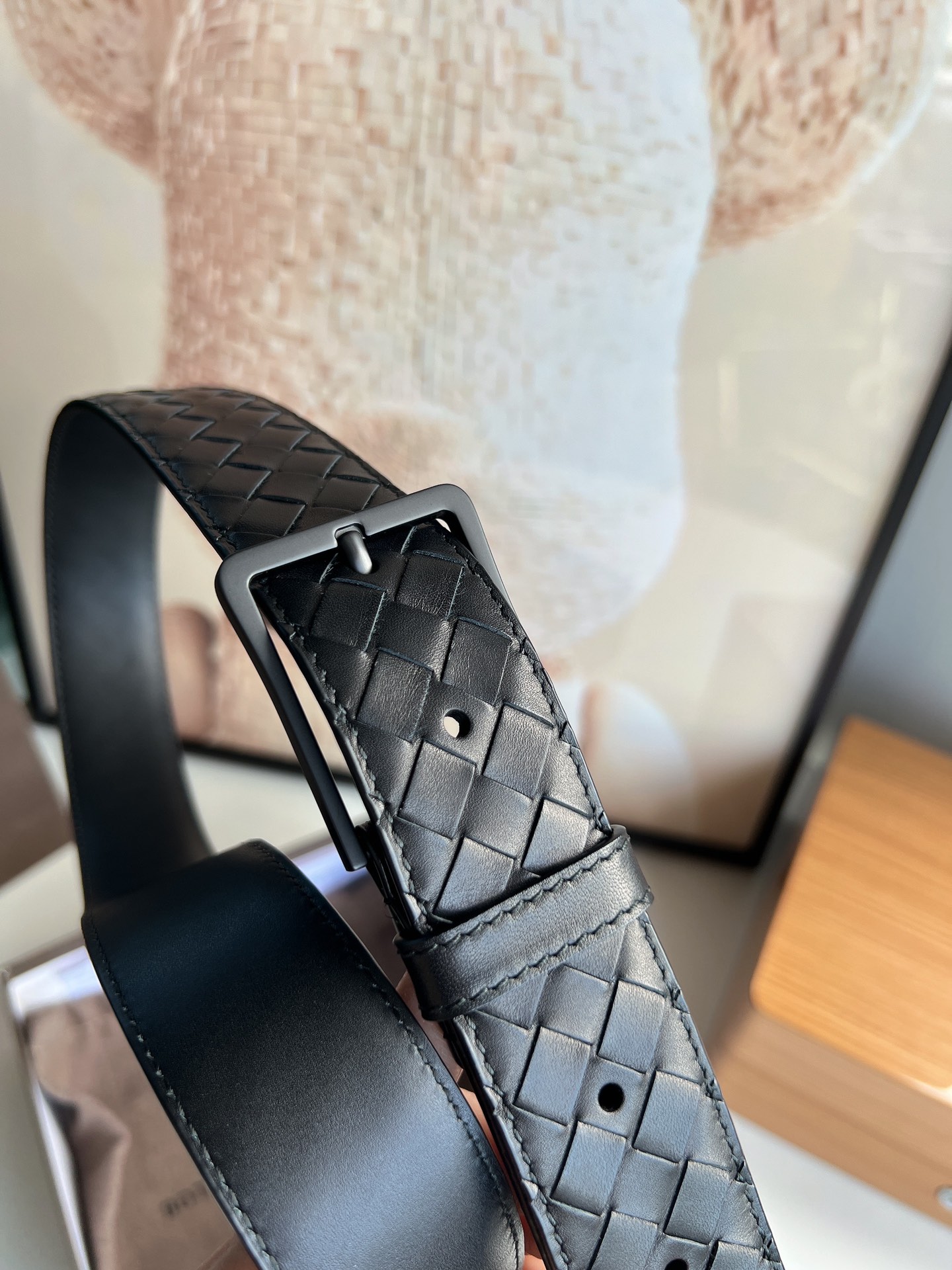 BV保碟家 进口小牛皮编织的小方格成为典型标识3.5cm腰带