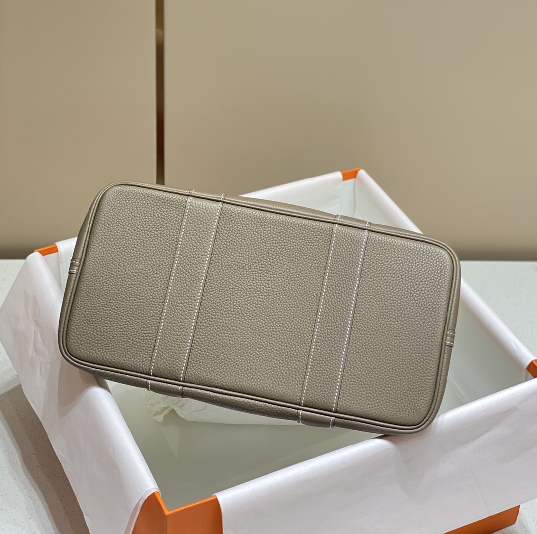Hermès Luxury Handbag Collection 4