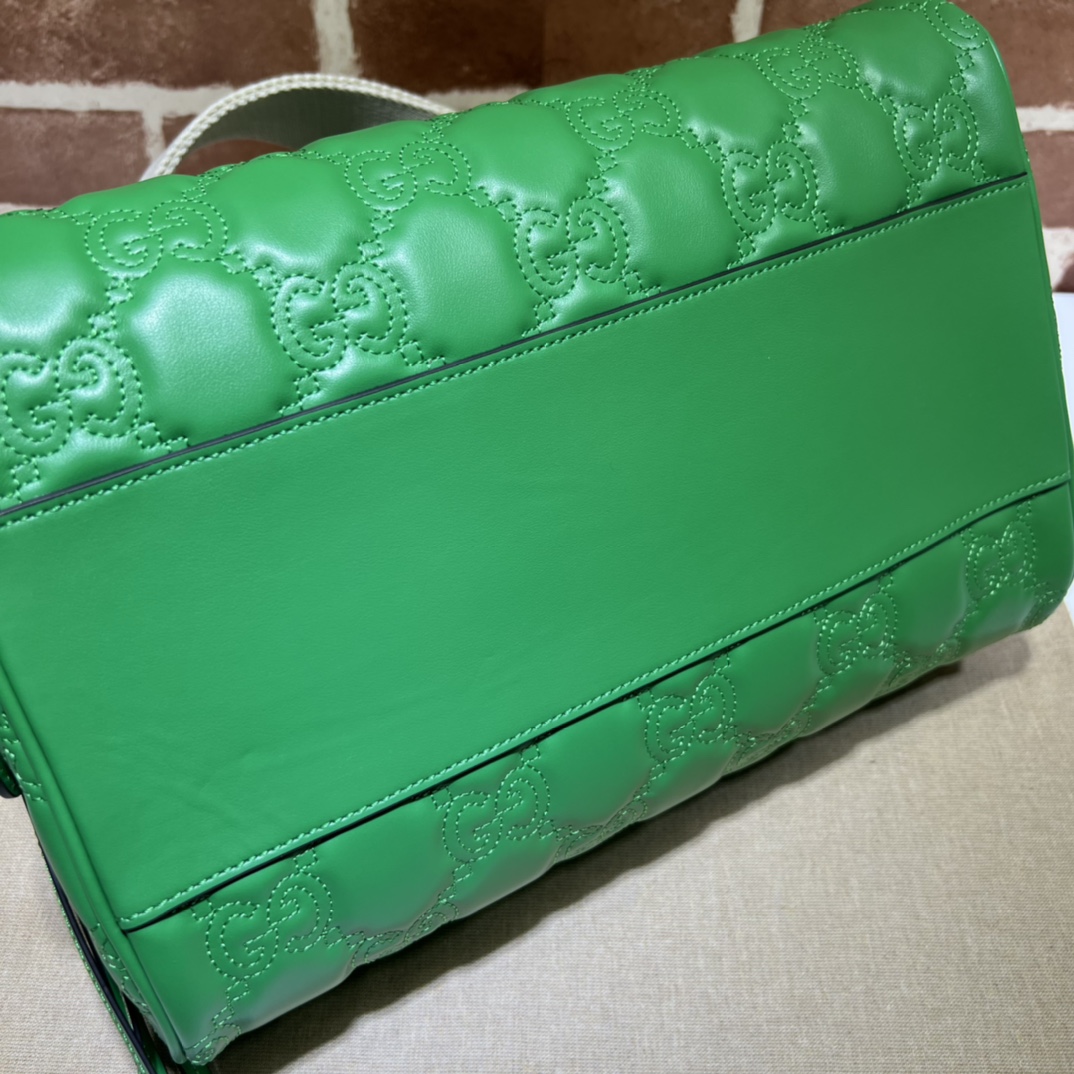 GUCCI古驰GG绗缝皮革手提包702242