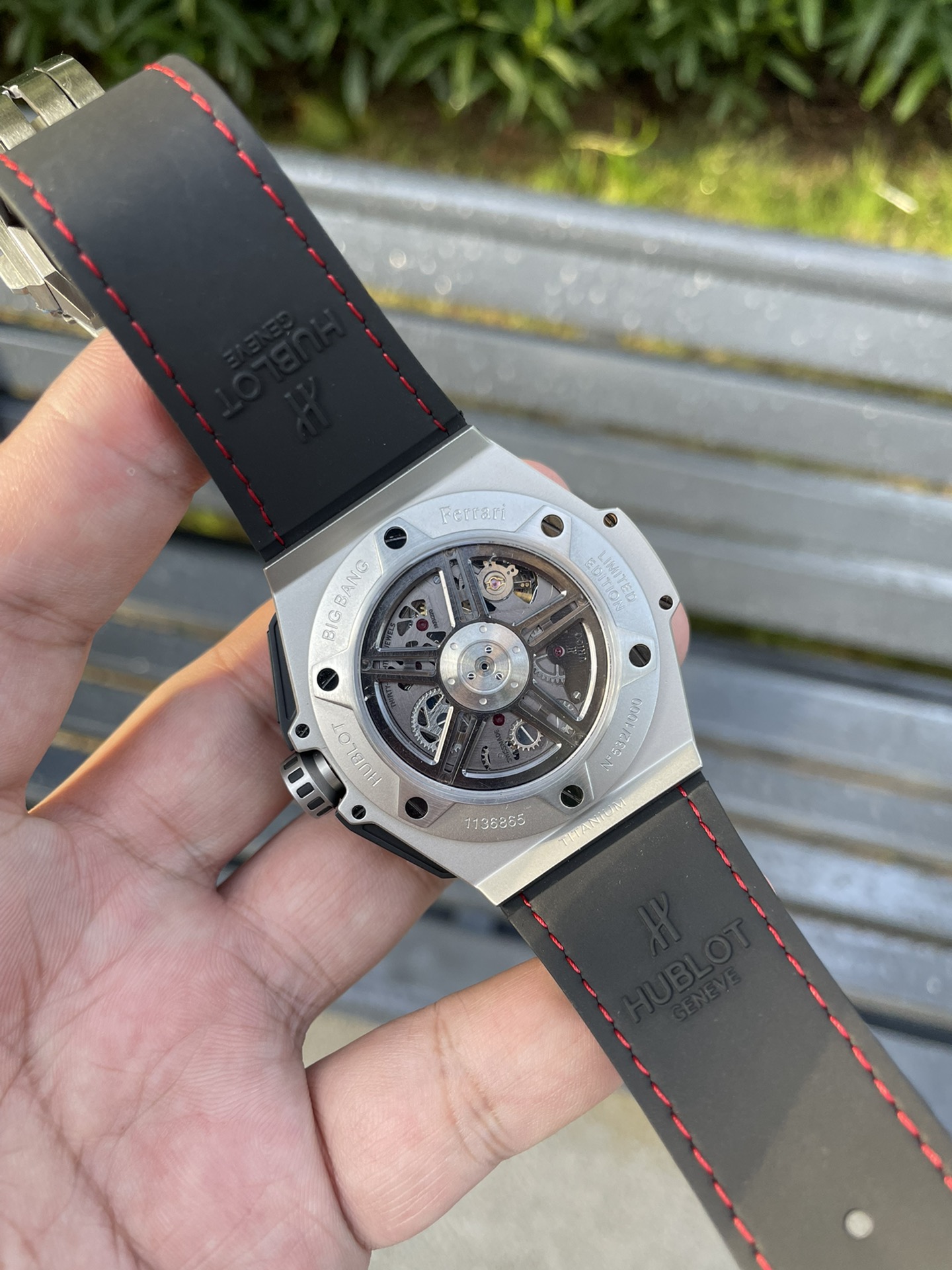 Hublot Big Bang 401.OQ.0123.VR chronograph, shown in the complete original source image set. 8