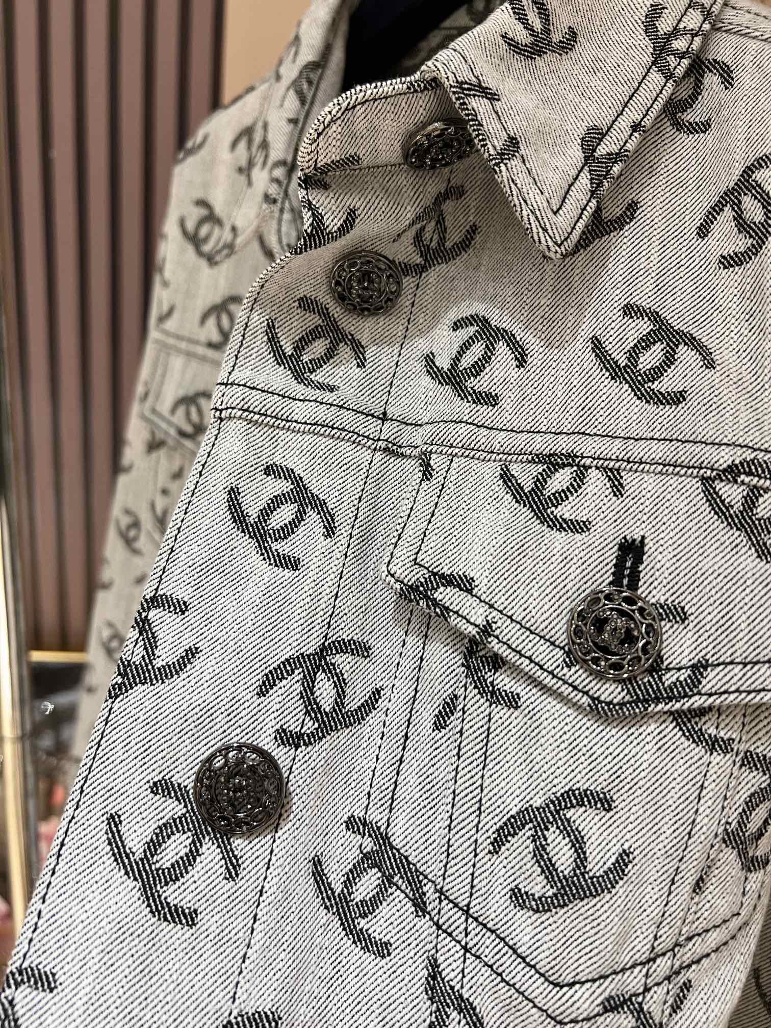 2022Chanel 2022ss满印小香风牛仔外套