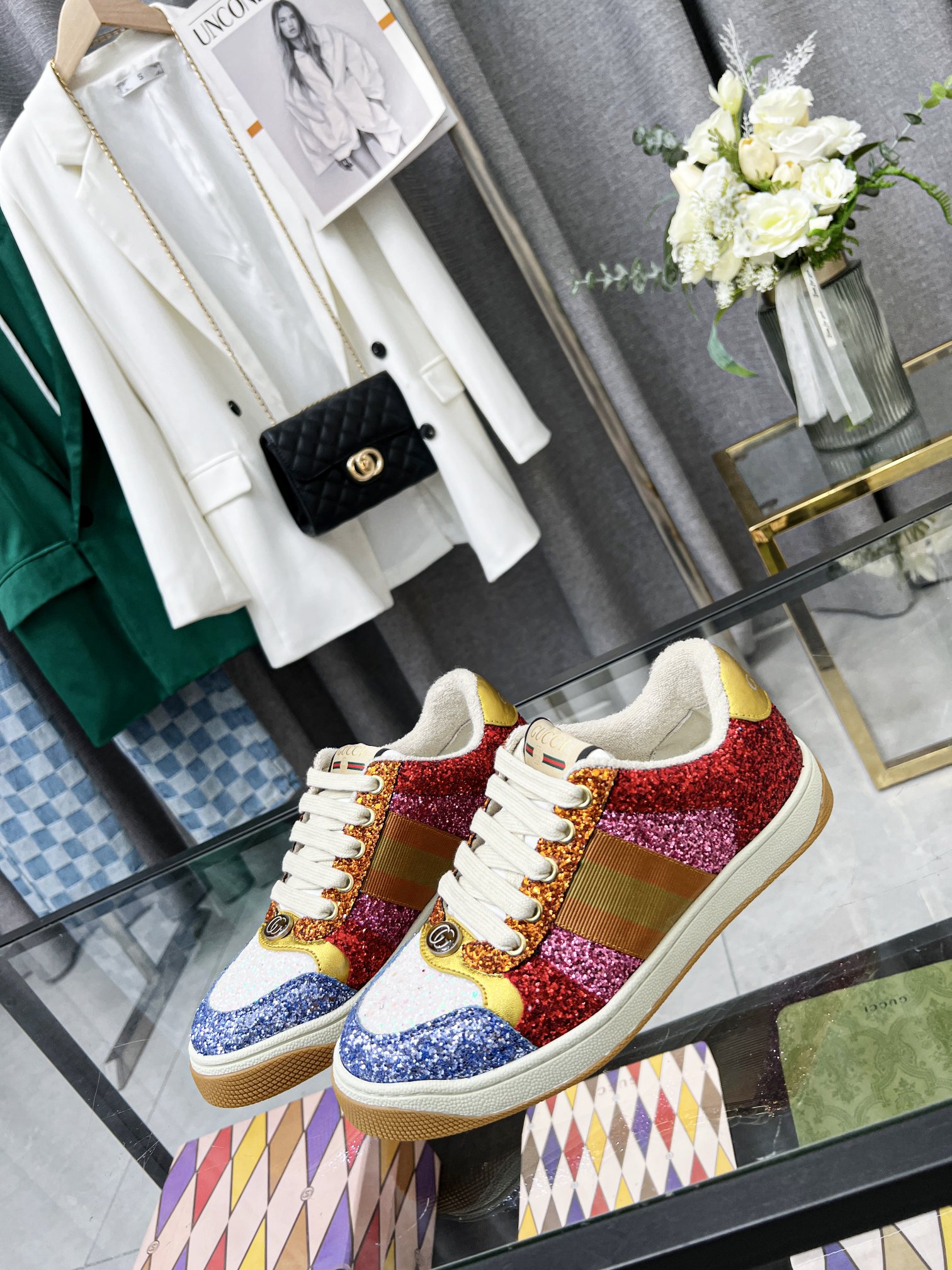 GUC*I 2021 Las últimas zapatillas de deporte retro clásico de color contador comprados a Taikoo Hui 