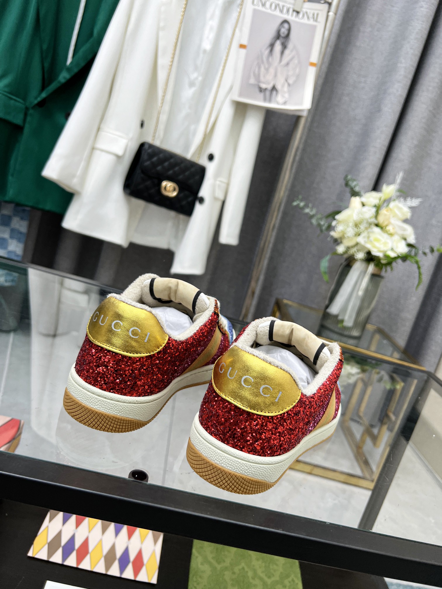 GUC*I 2021 Las últimas zapatillas de deporte retro clásico de color contador comprados a Taikoo Hui 