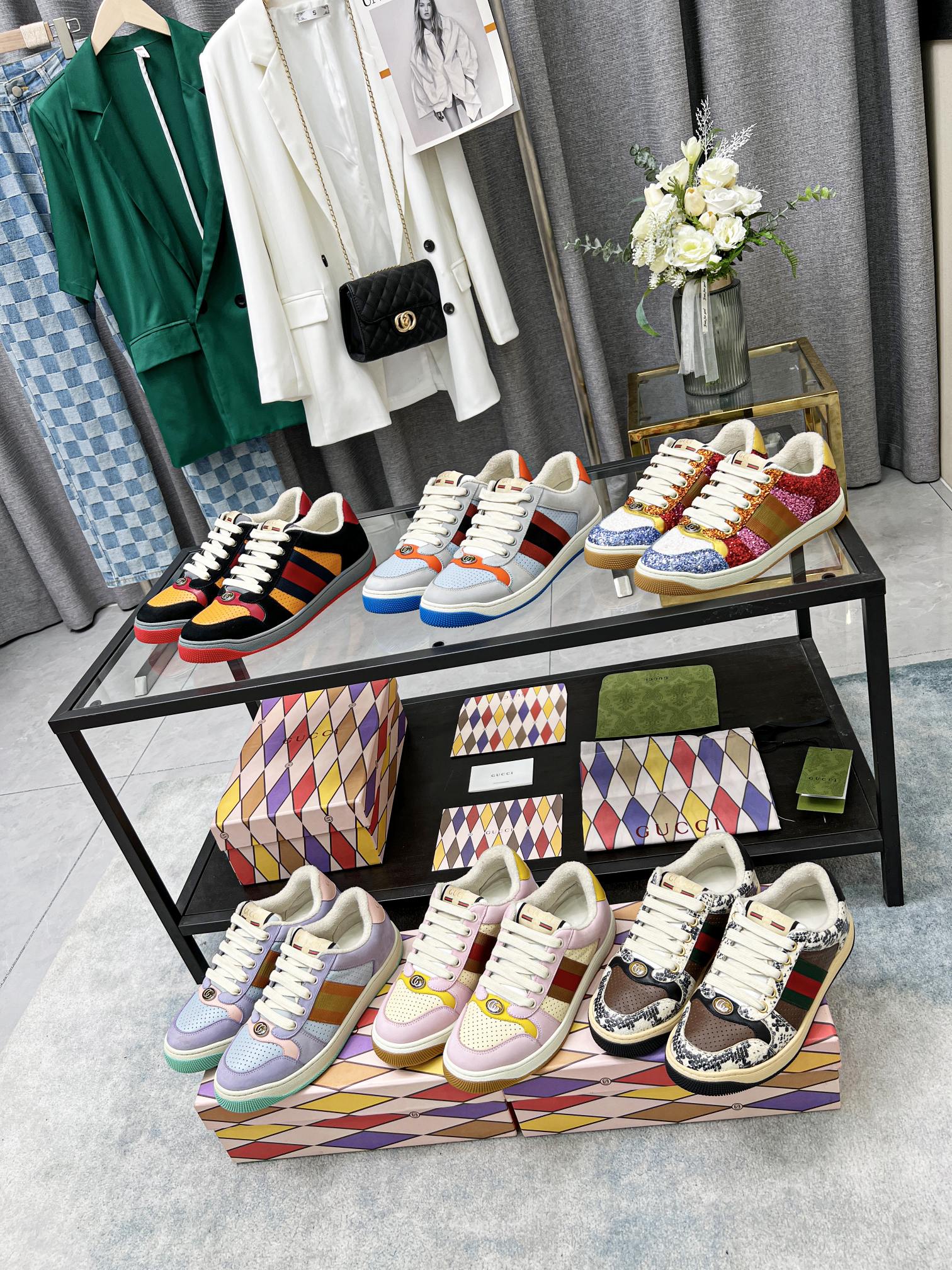 GUC*I 2021 Las últimas zapatillas de deporte retro clásico de color contador comprados a Taikoo Hui 