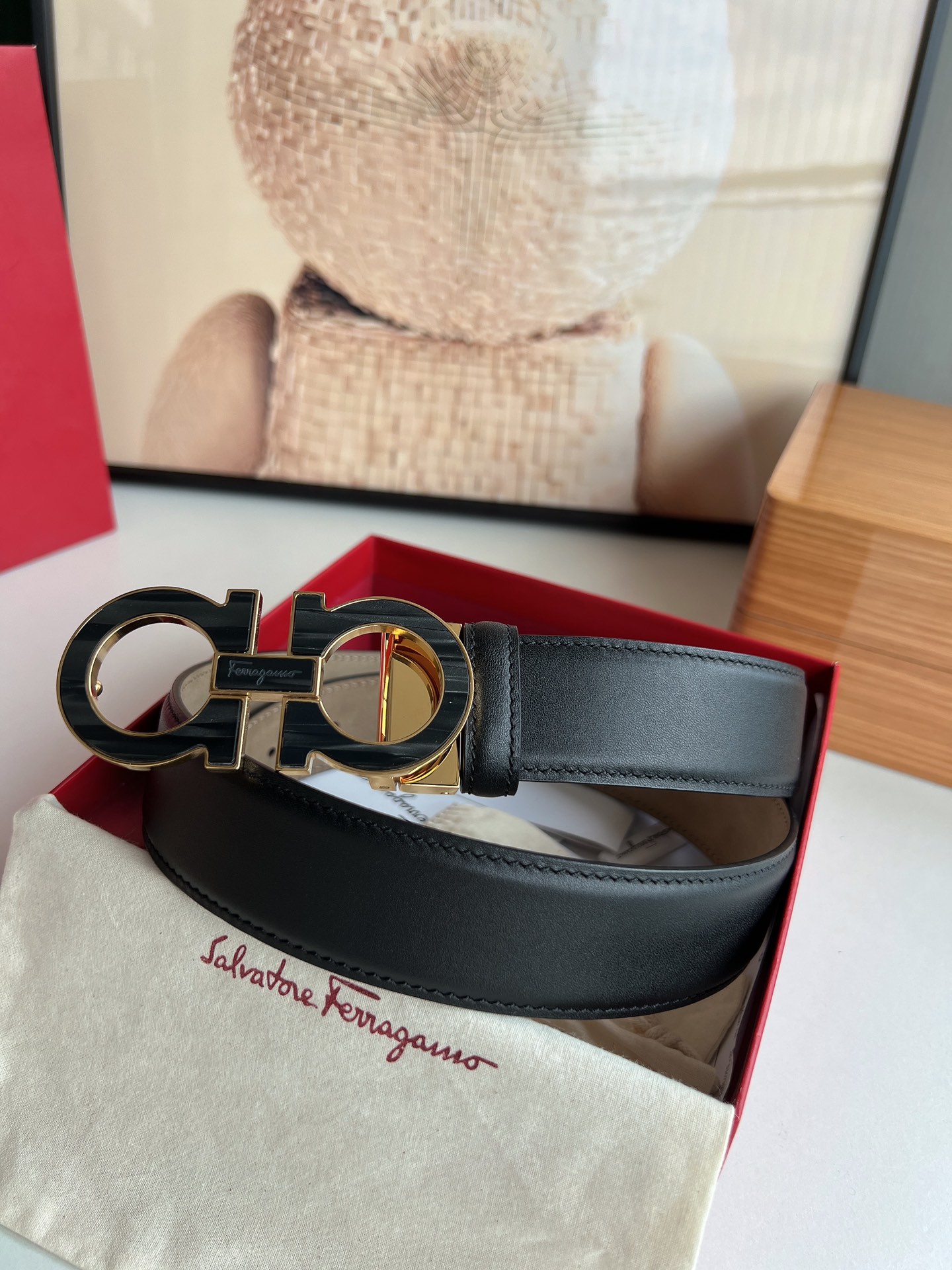 Salvatore  Ferragamo菲拉格慕男士3.5cm精钢Gancini金属扣，头层牛皮腰带