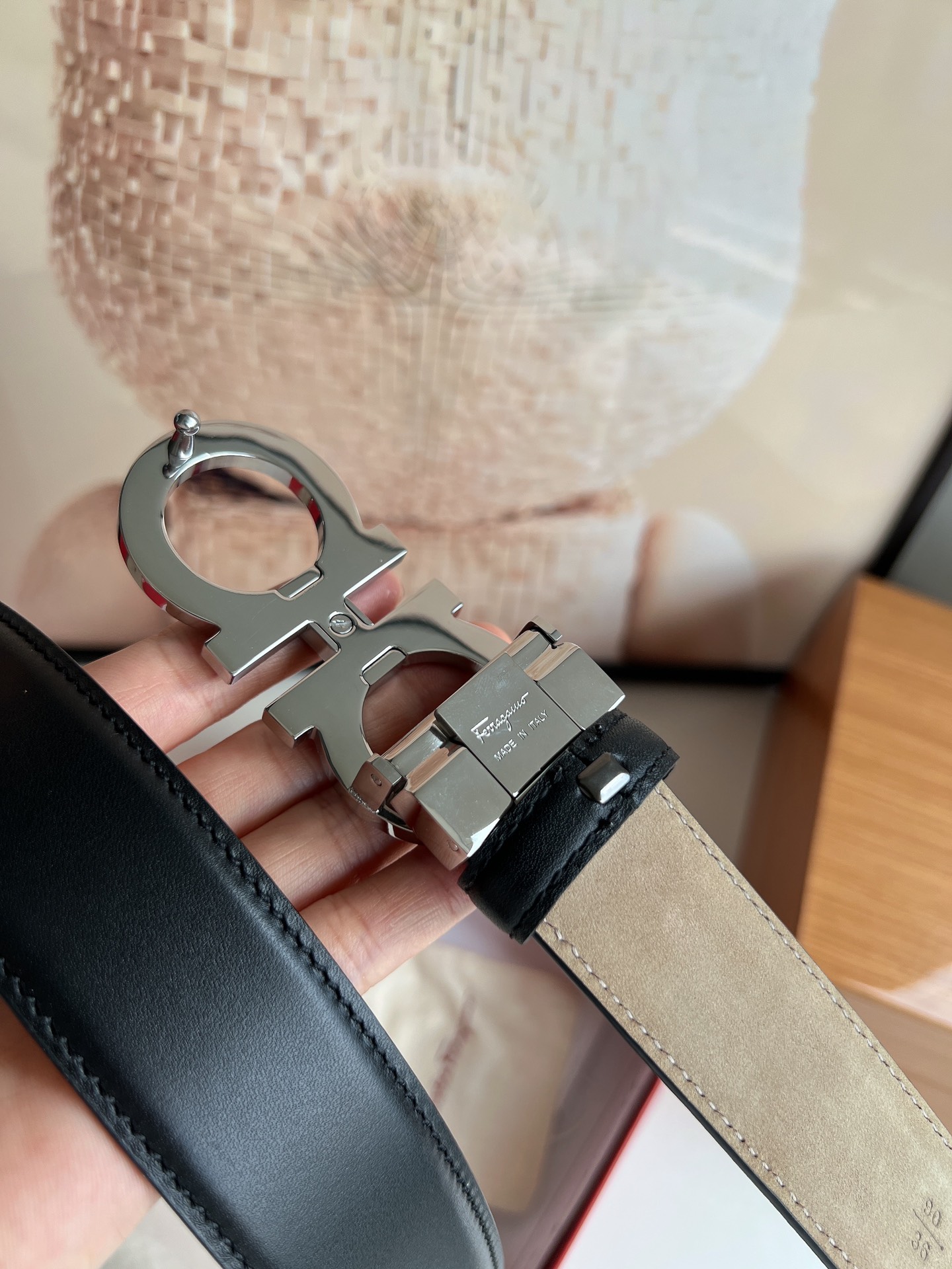 Salvatore  Ferragamo菲拉格慕男士3.5cm精钢Gancini金属扣，头层牛皮腰带