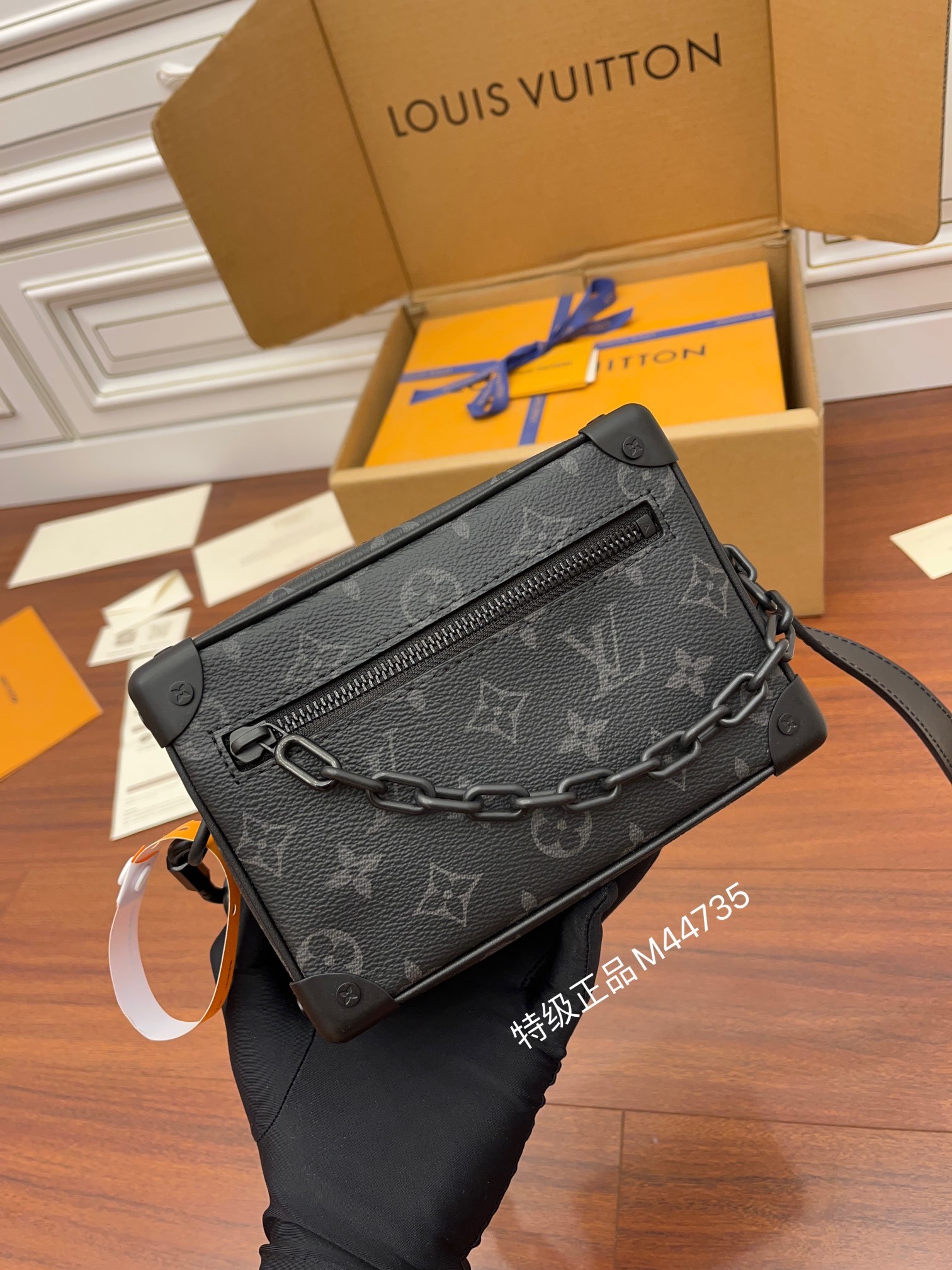独家首发型号M44735特级加强版品质提升.专柜同步电子芯片内码礼品袋保护纸铜版电子标签合格证皮料是正品