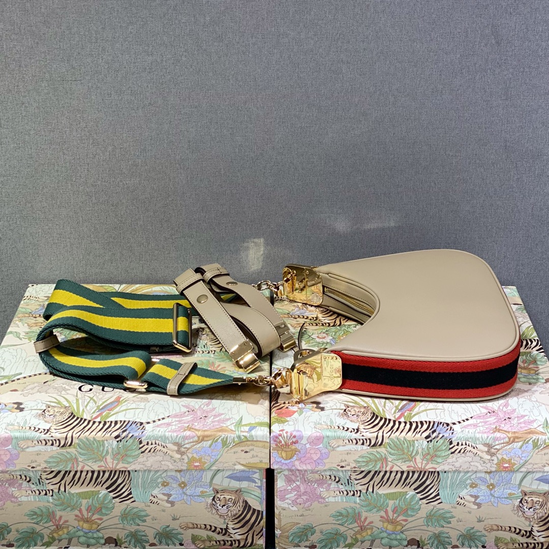구찌 아타쉐 호보 숄더백 699409 썸네일 이미지