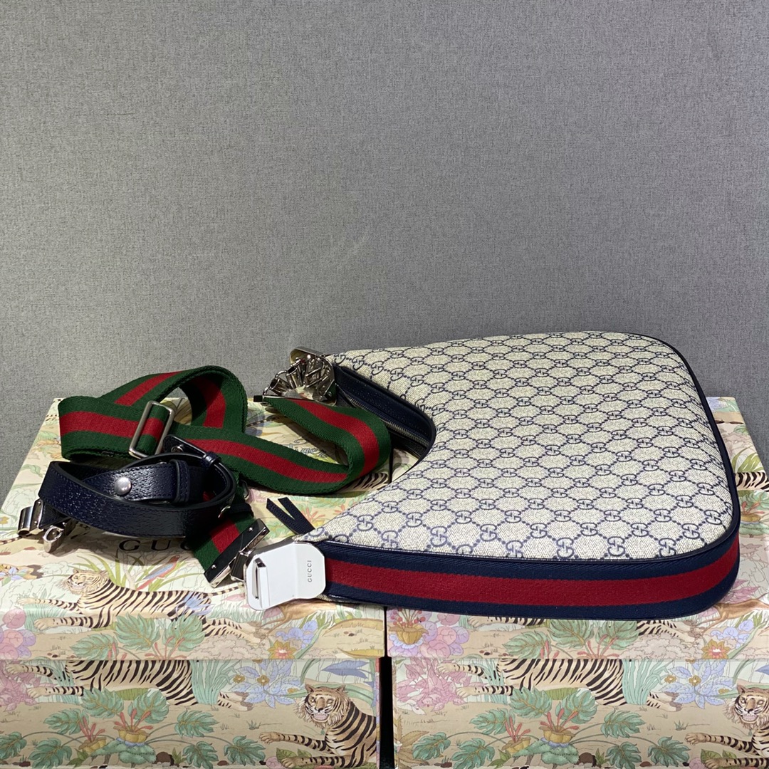 구찌 호보 숄더백 35×32CM702823 썸네일 이미지