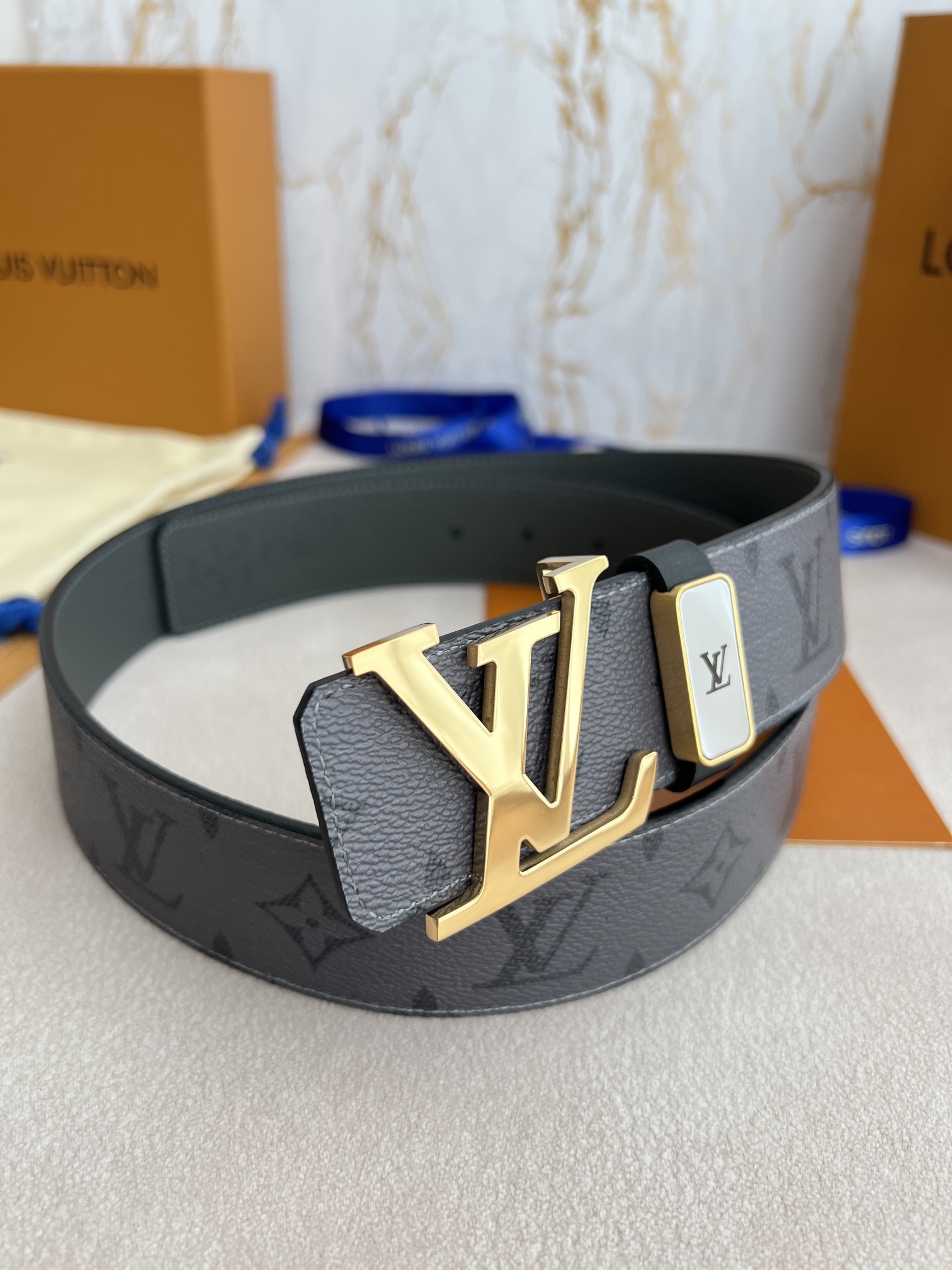 品名LV..路易..威登️腰带皮带原