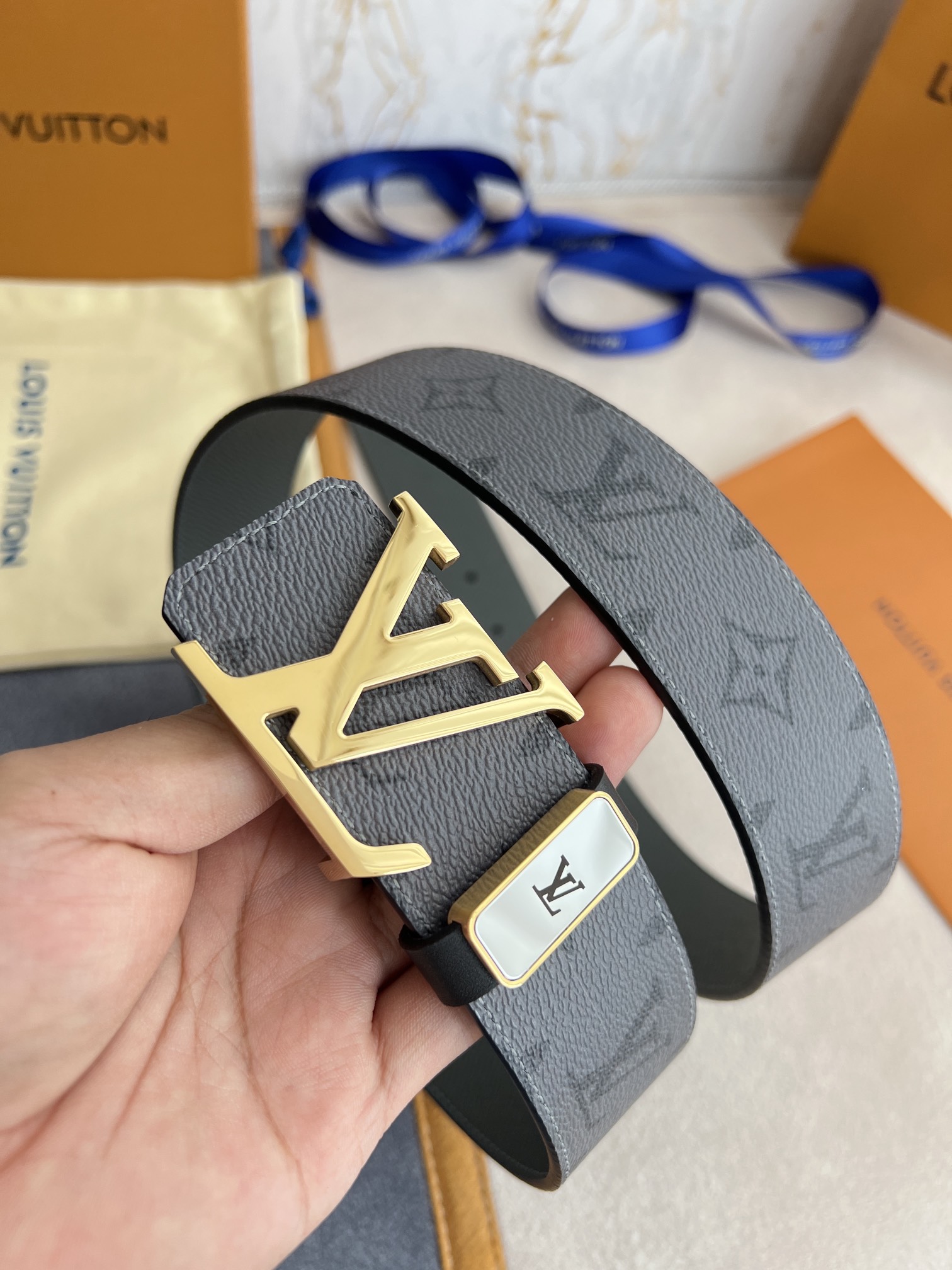 品名LV..路易..威登️腰带皮带原