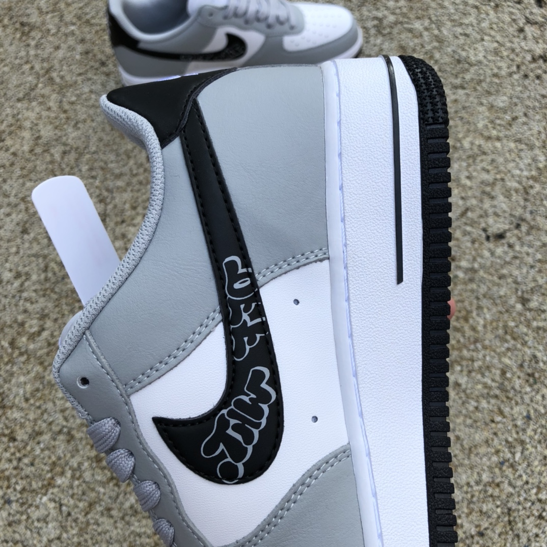 320  Nike耐克AIR FORCE 1 '07男子空军一号运动鞋秋季新 aa0011-105