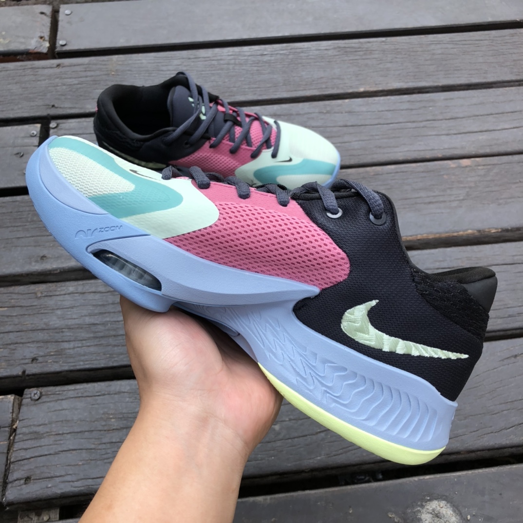 300 nike ZOOM FREAK 4 EP   DJ6149-601