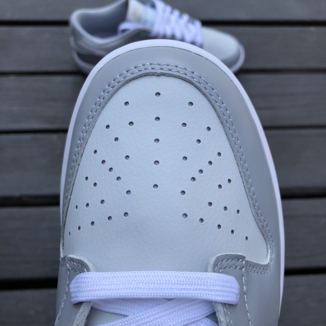 400  纯原版Nike Dunk Low 灰白低帮休闲轻便运动板鞋 DJ6188-001